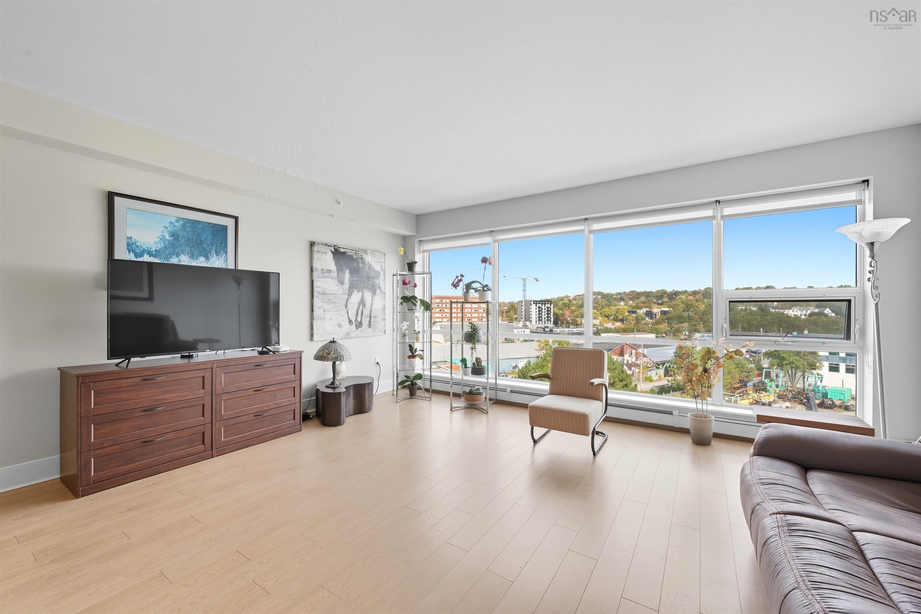 501 15 Kings Wharf Place photo #10