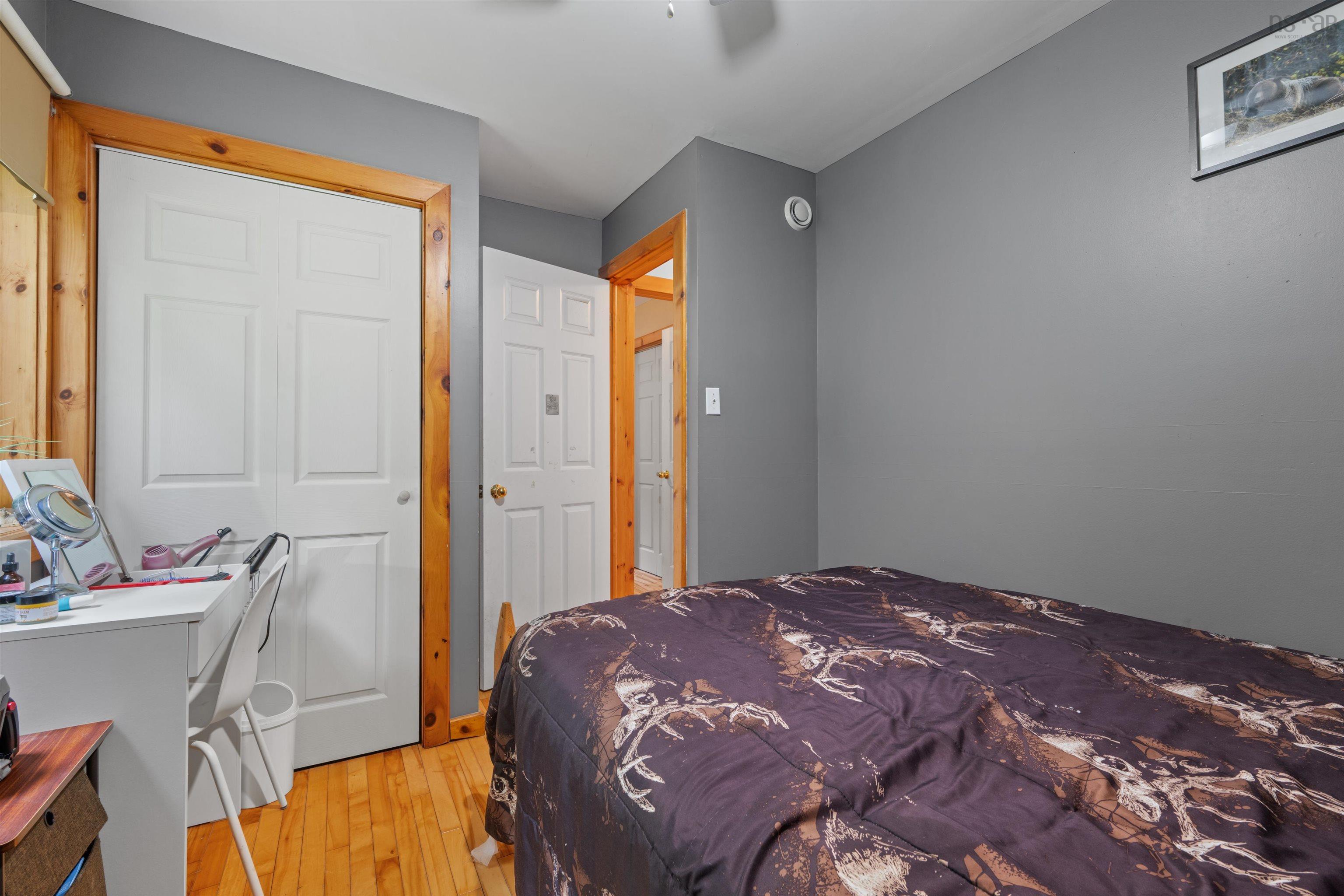 59 West Side Road photo #25