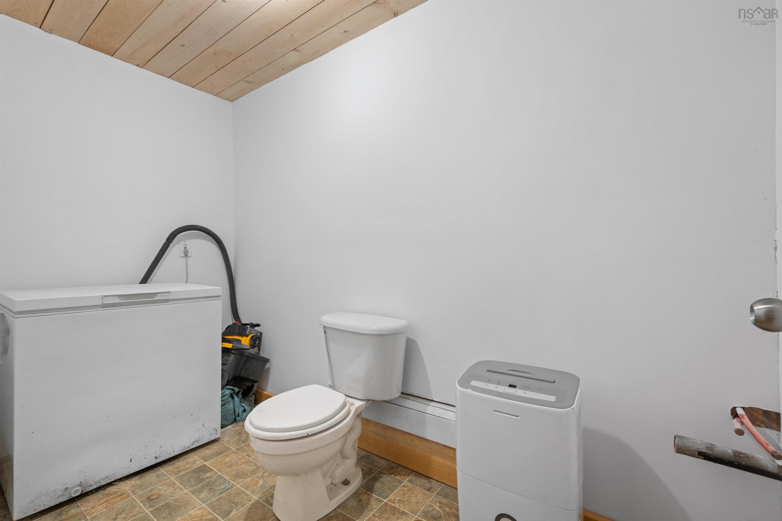 59 West Side Road photo #34