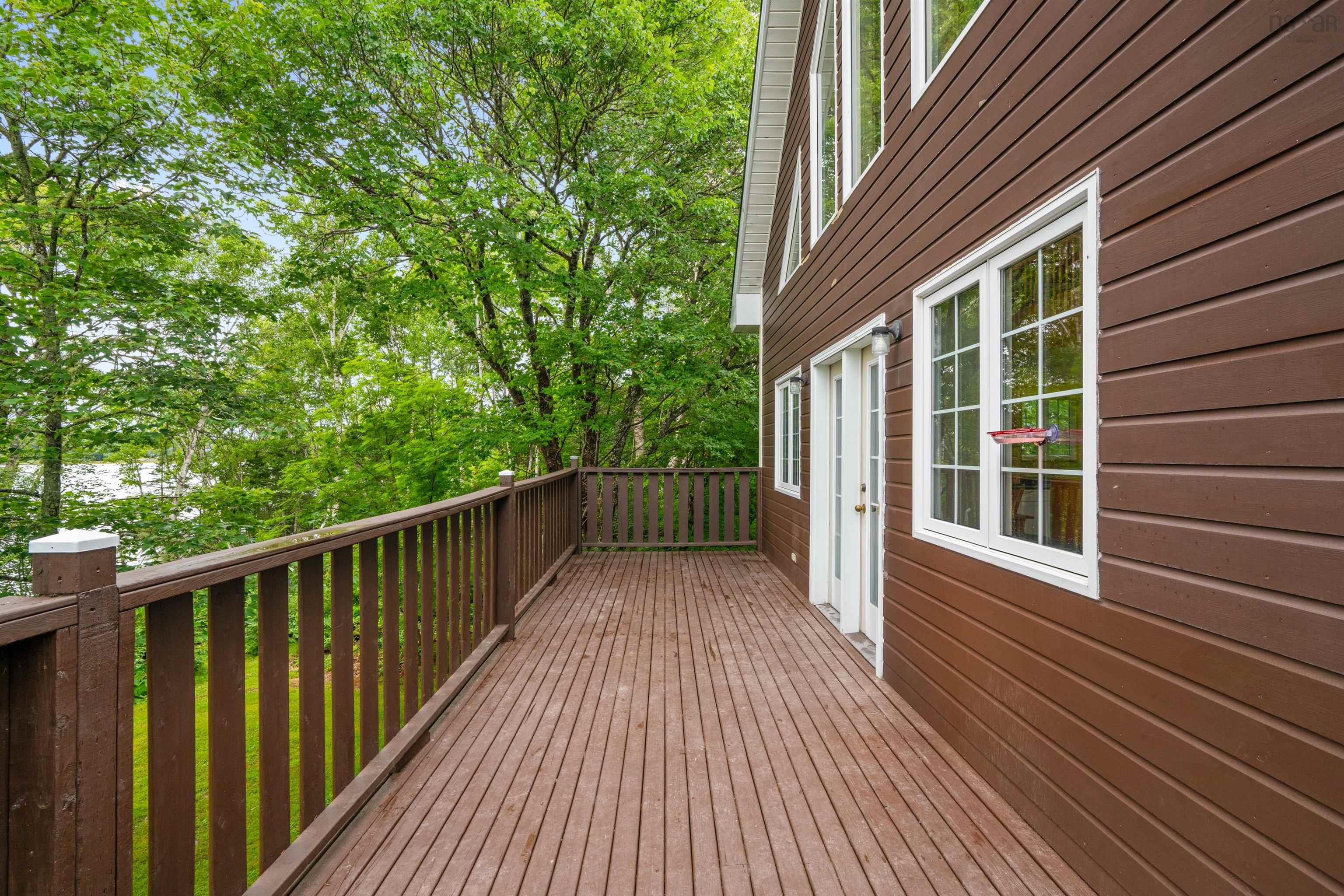 59 West Side Road photo #36