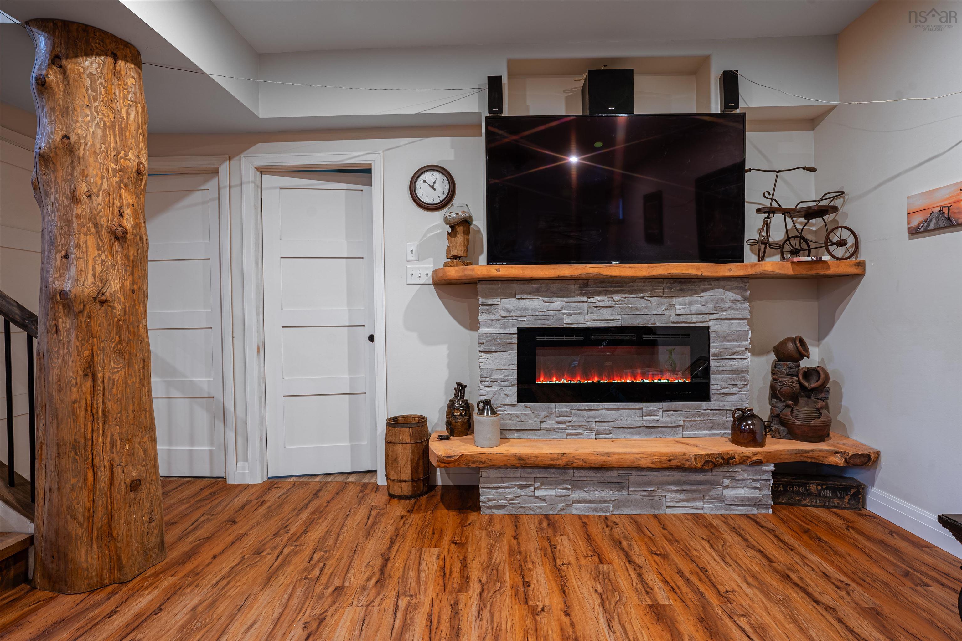 1696 Highway 336 photo #17