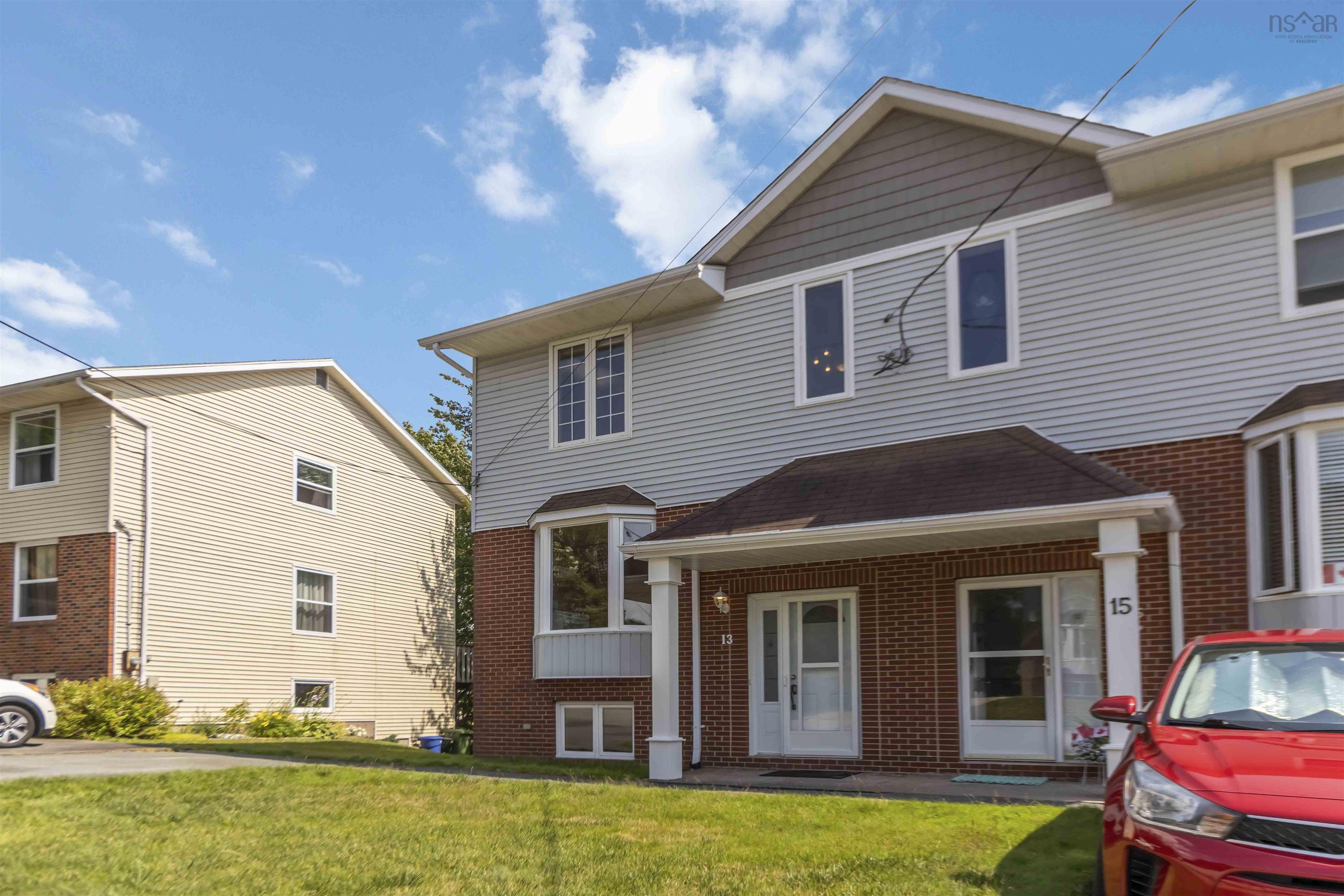 13 COLLINS GROVE, DARTMOUTH, NS
