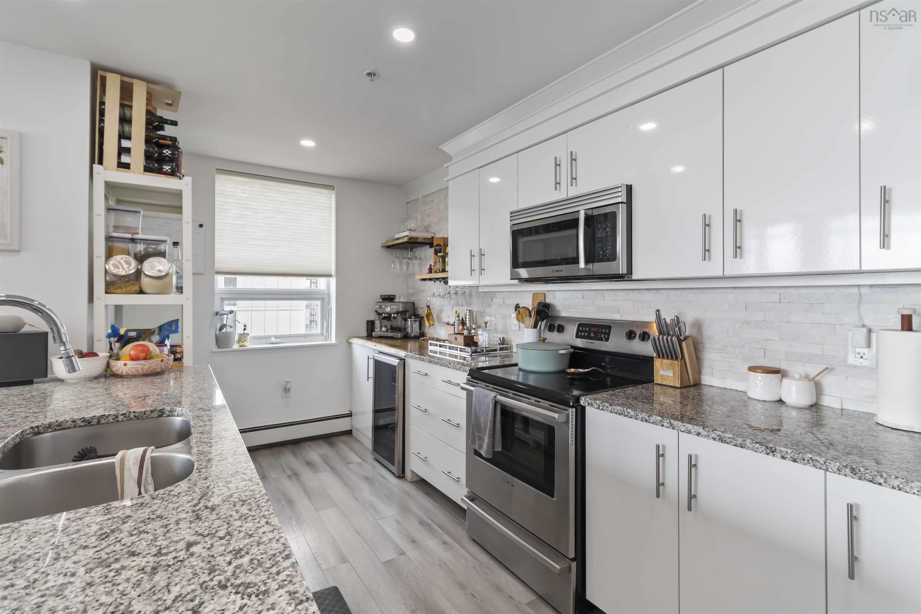 805 15 Kings Wharf Place photo #22