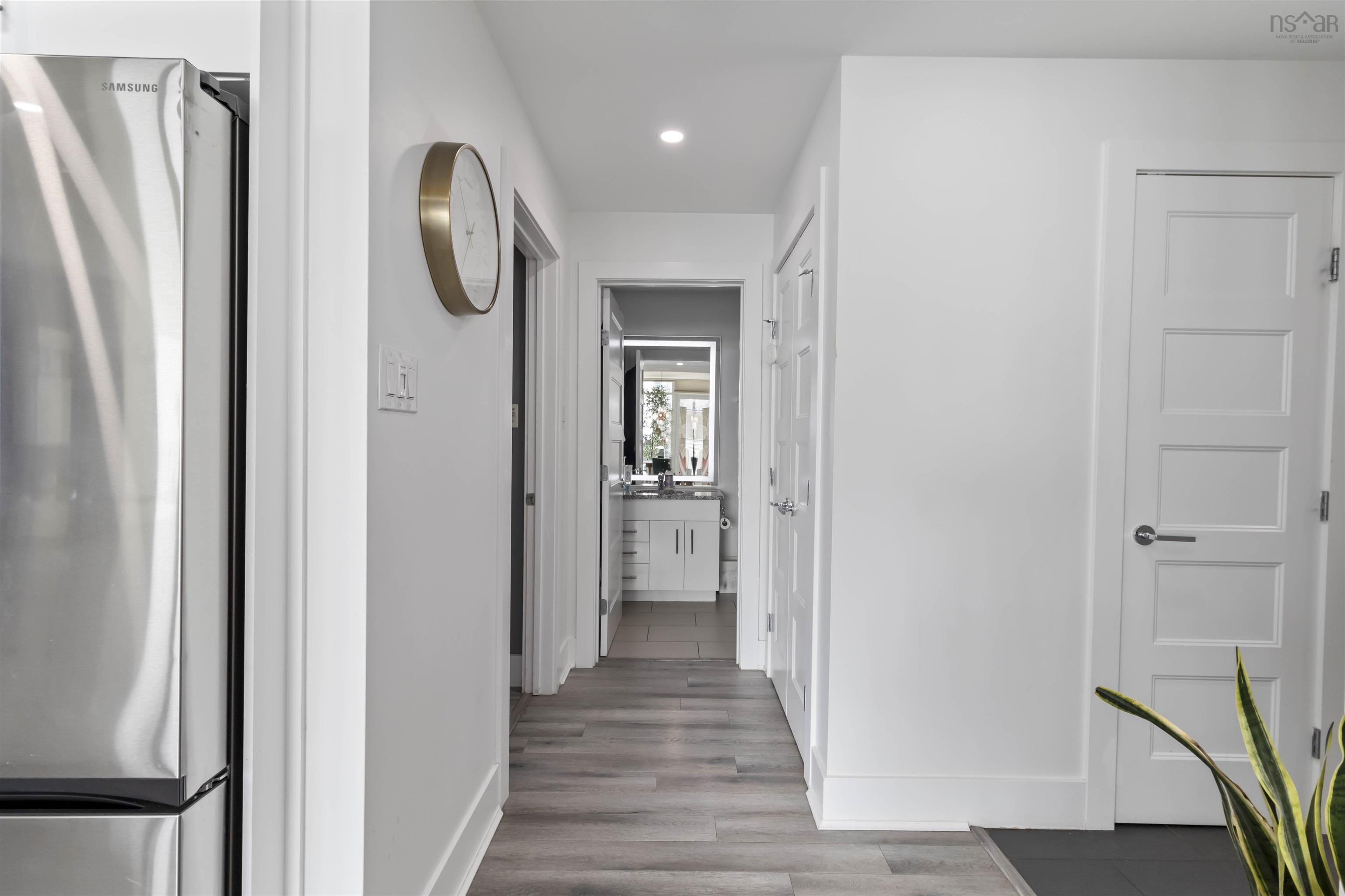 805 15 Kings Wharf Place photo #36