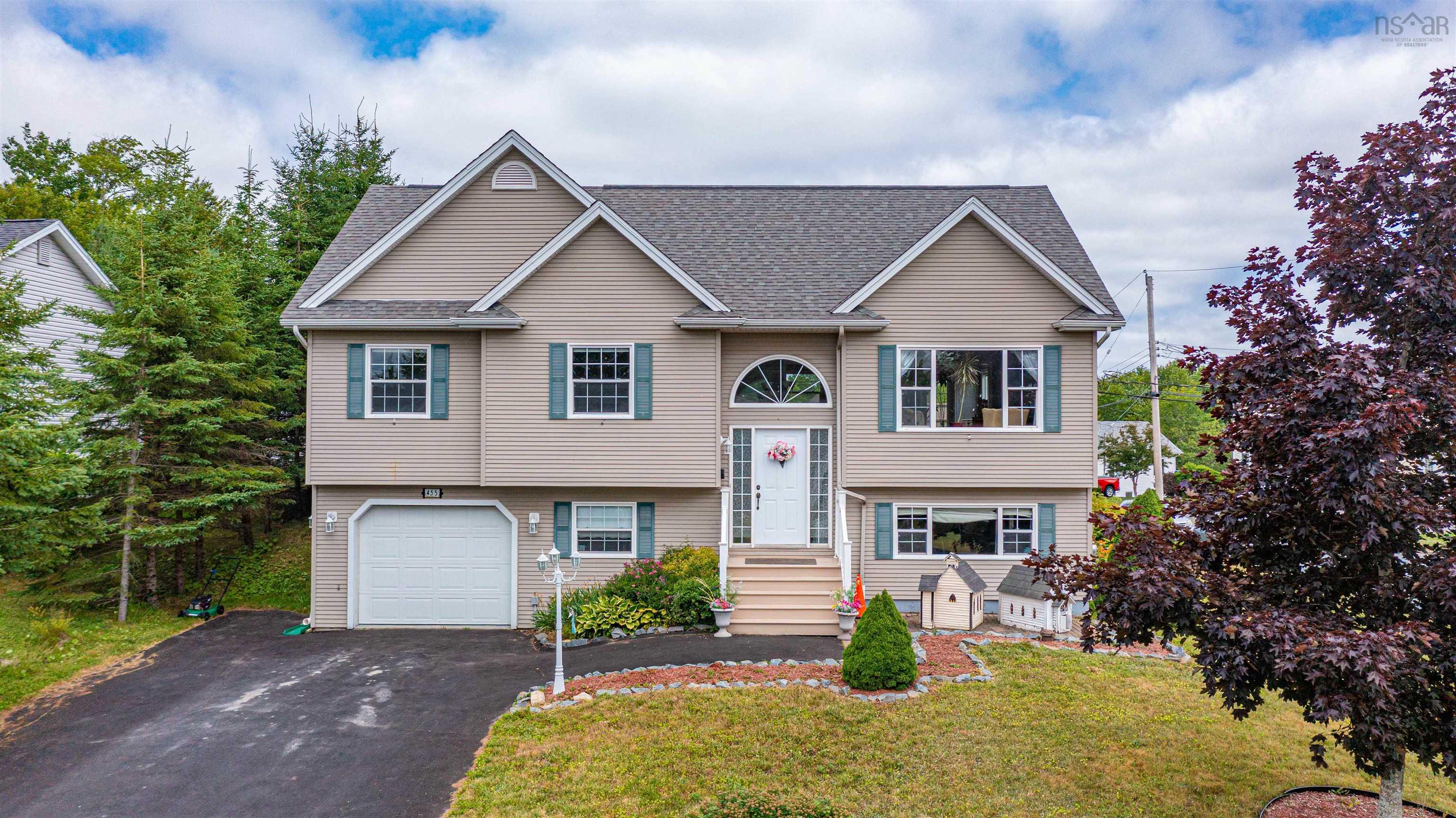 455 SPRINGFIELD LAKE RD, MIDDLE SACKVILLE, NS
