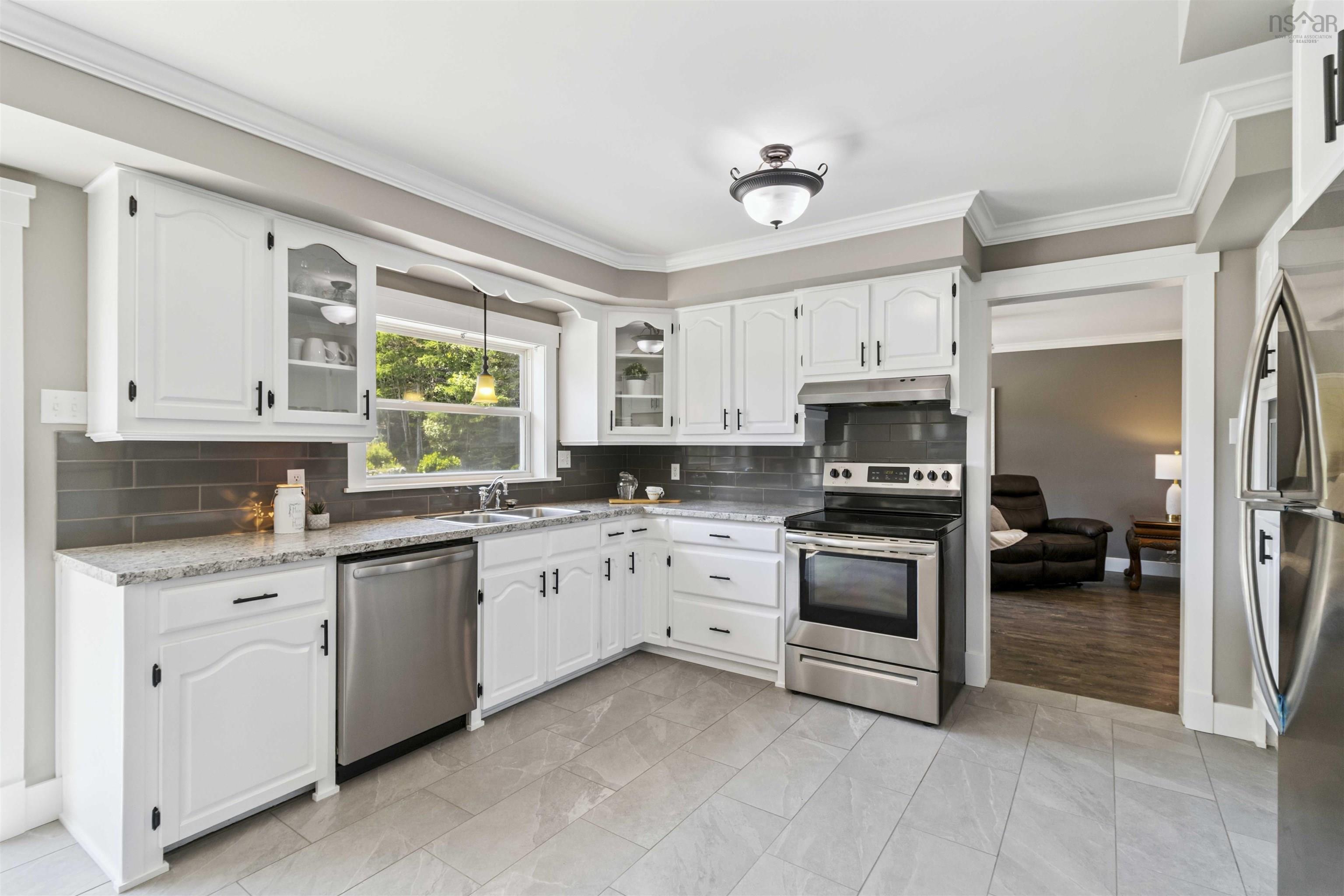 23 Siteman Lane photo #13