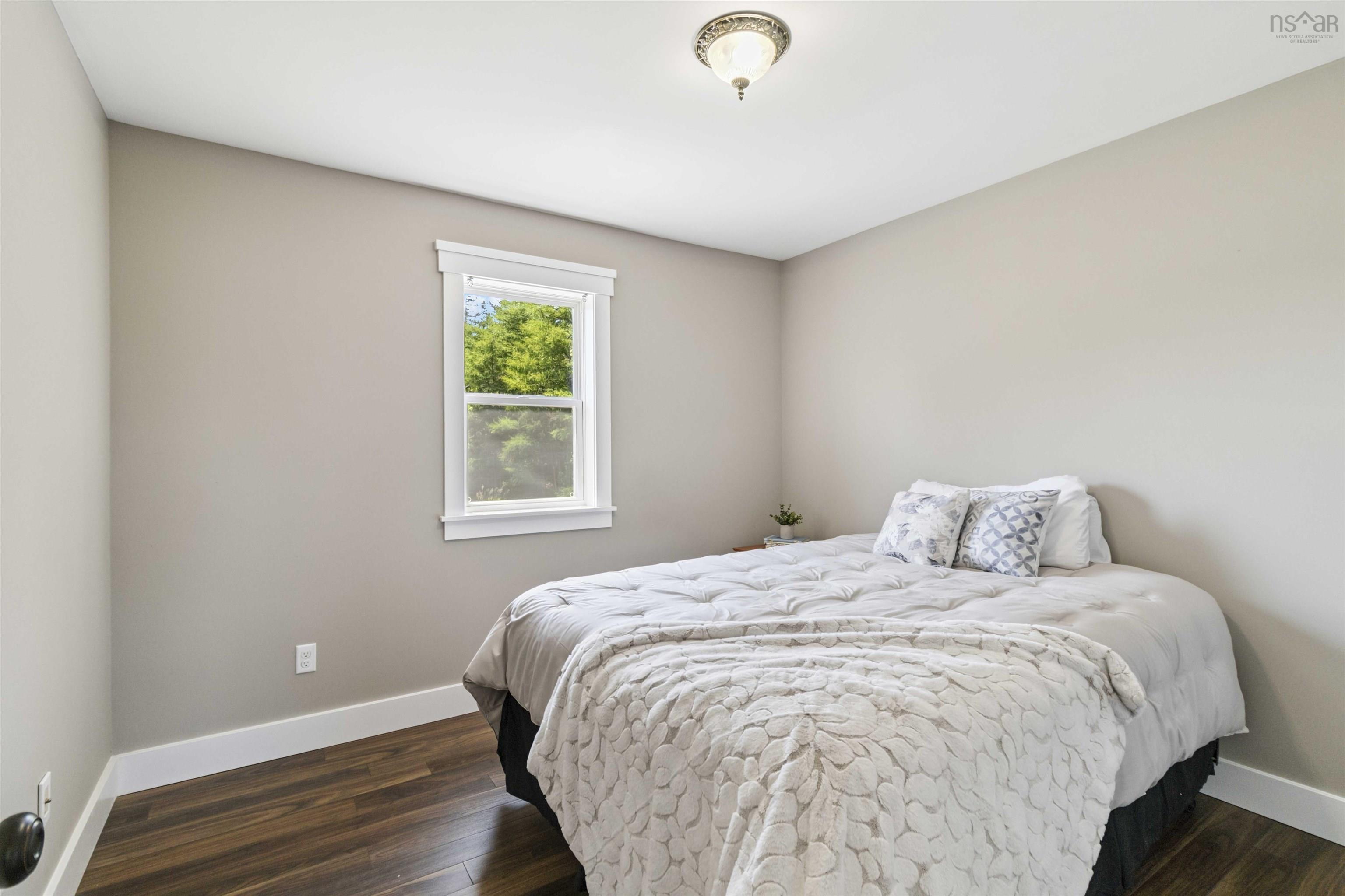 23 Siteman Lane photo #31