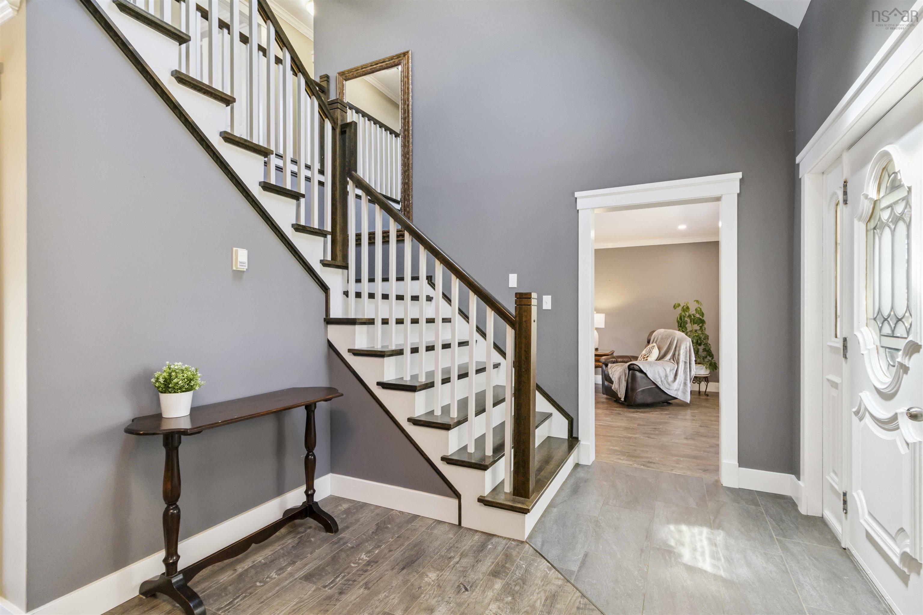 23 Siteman Lane photo #6