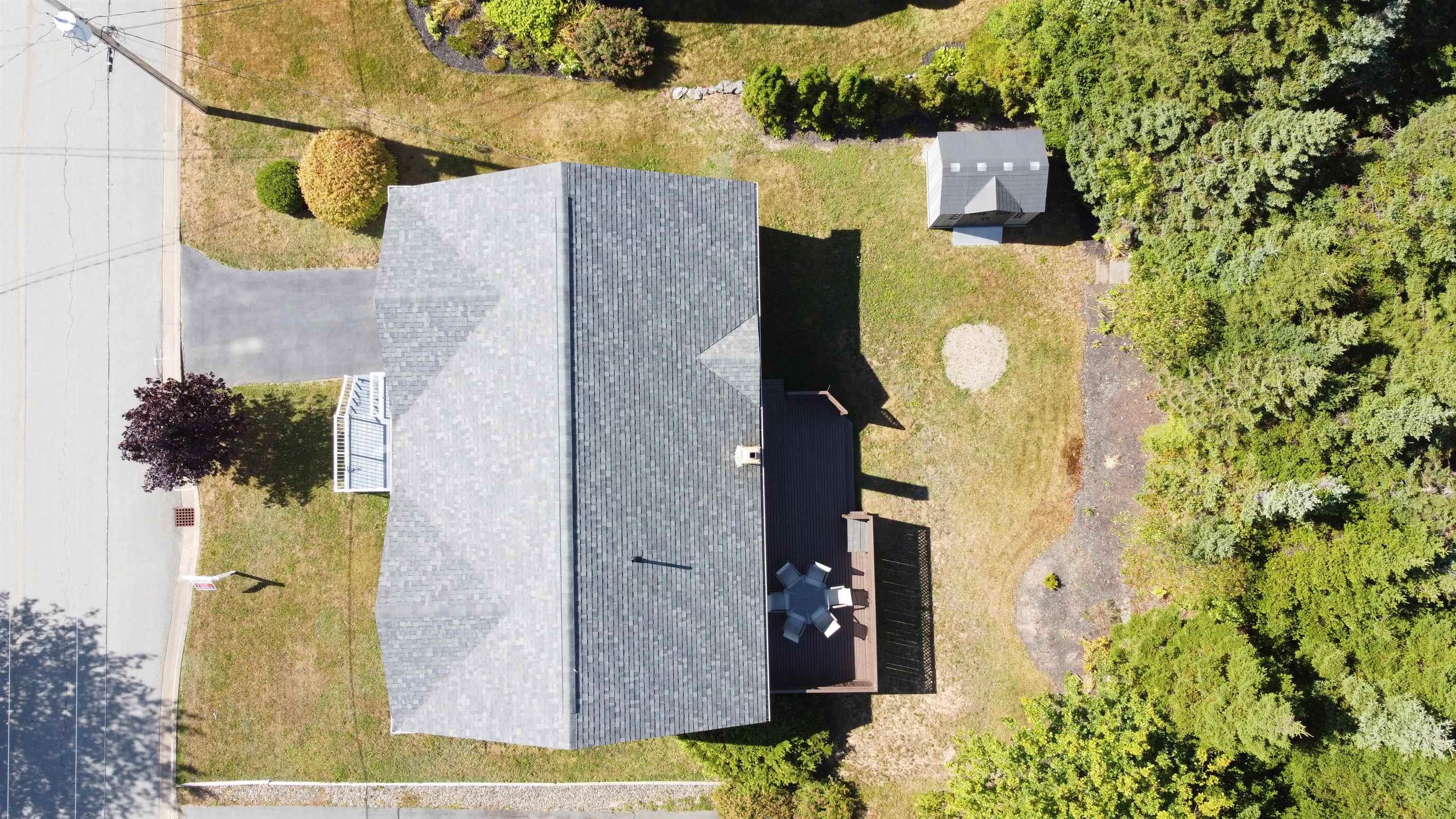 31 Barry Crescent photo #45