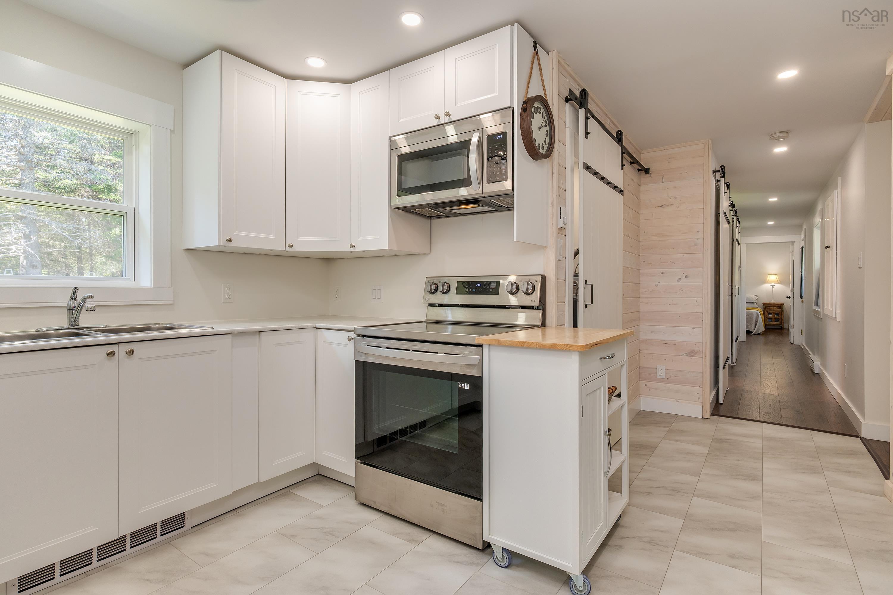 20 Howard Stevens Walk photo #13