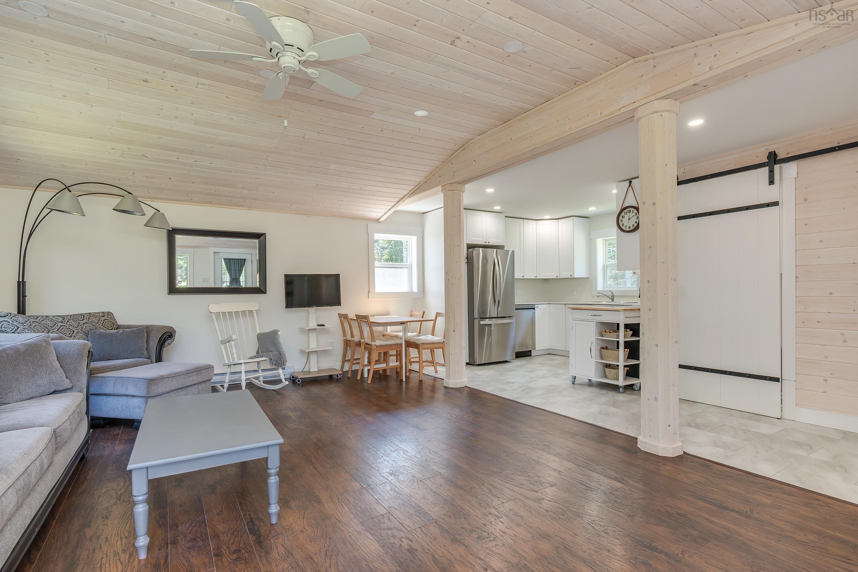 20 Howard Stevens Walk photo #6