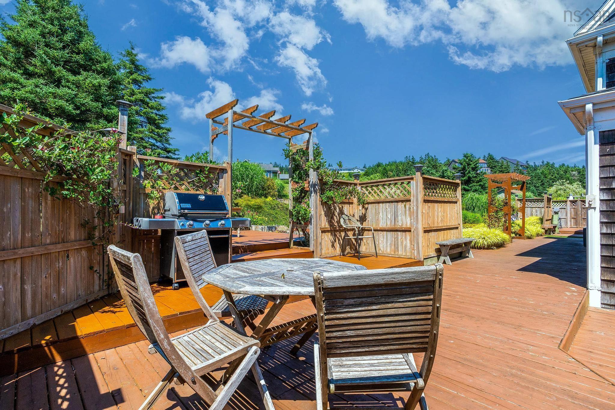 2629 Crowell Road photo #3