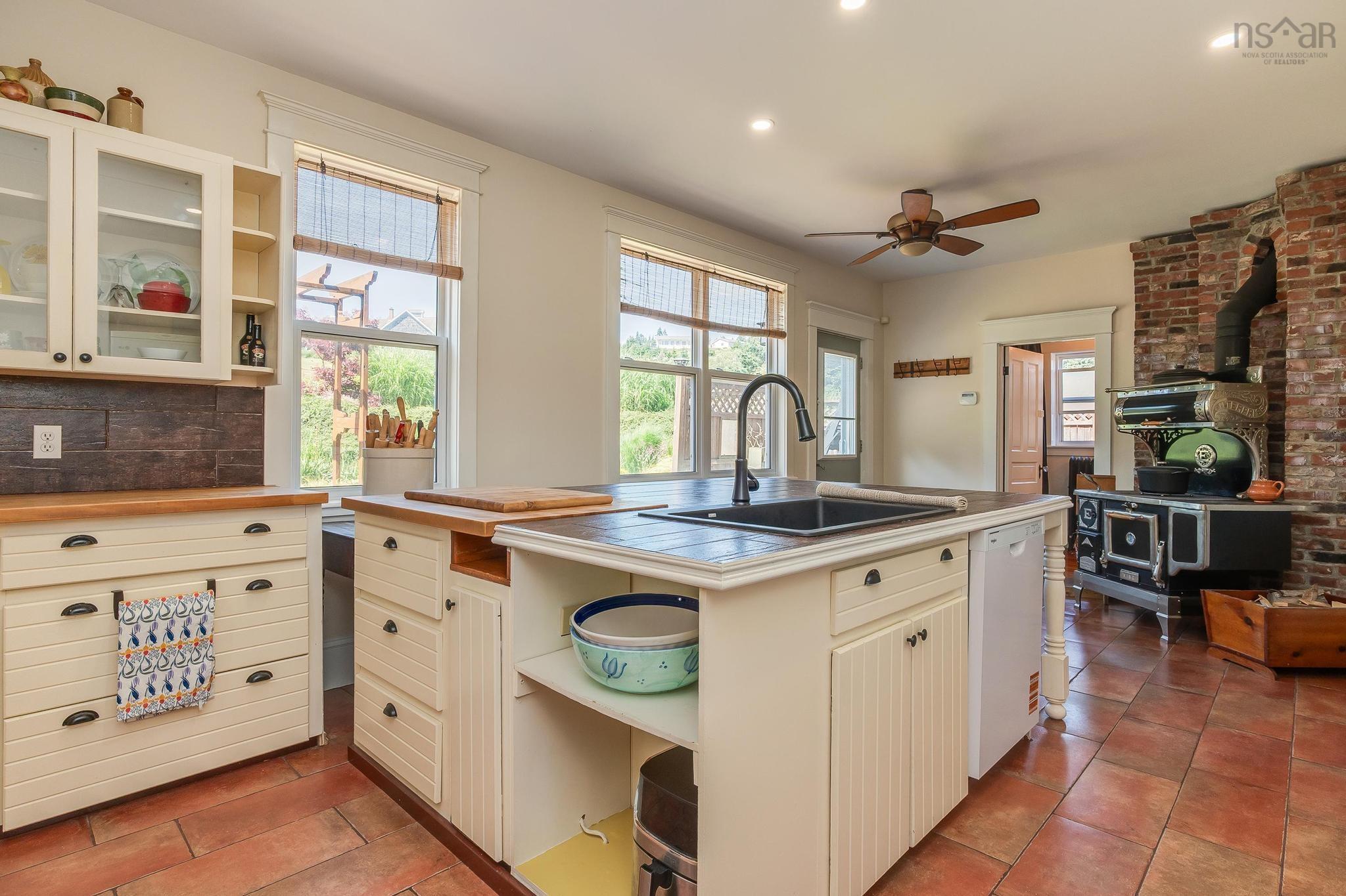 2629 Crowell Road photo #24