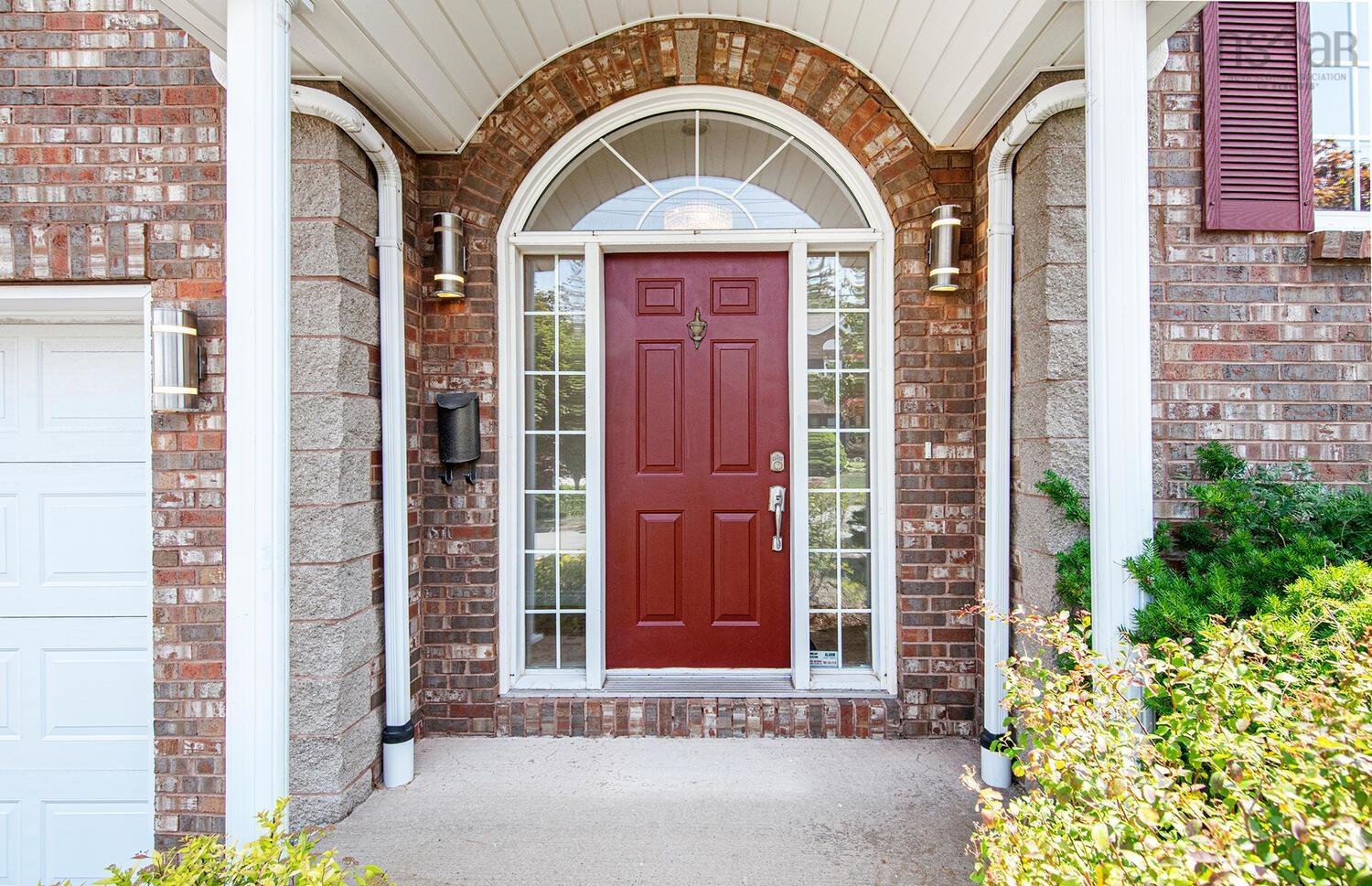 15 Essex Lane photo #3