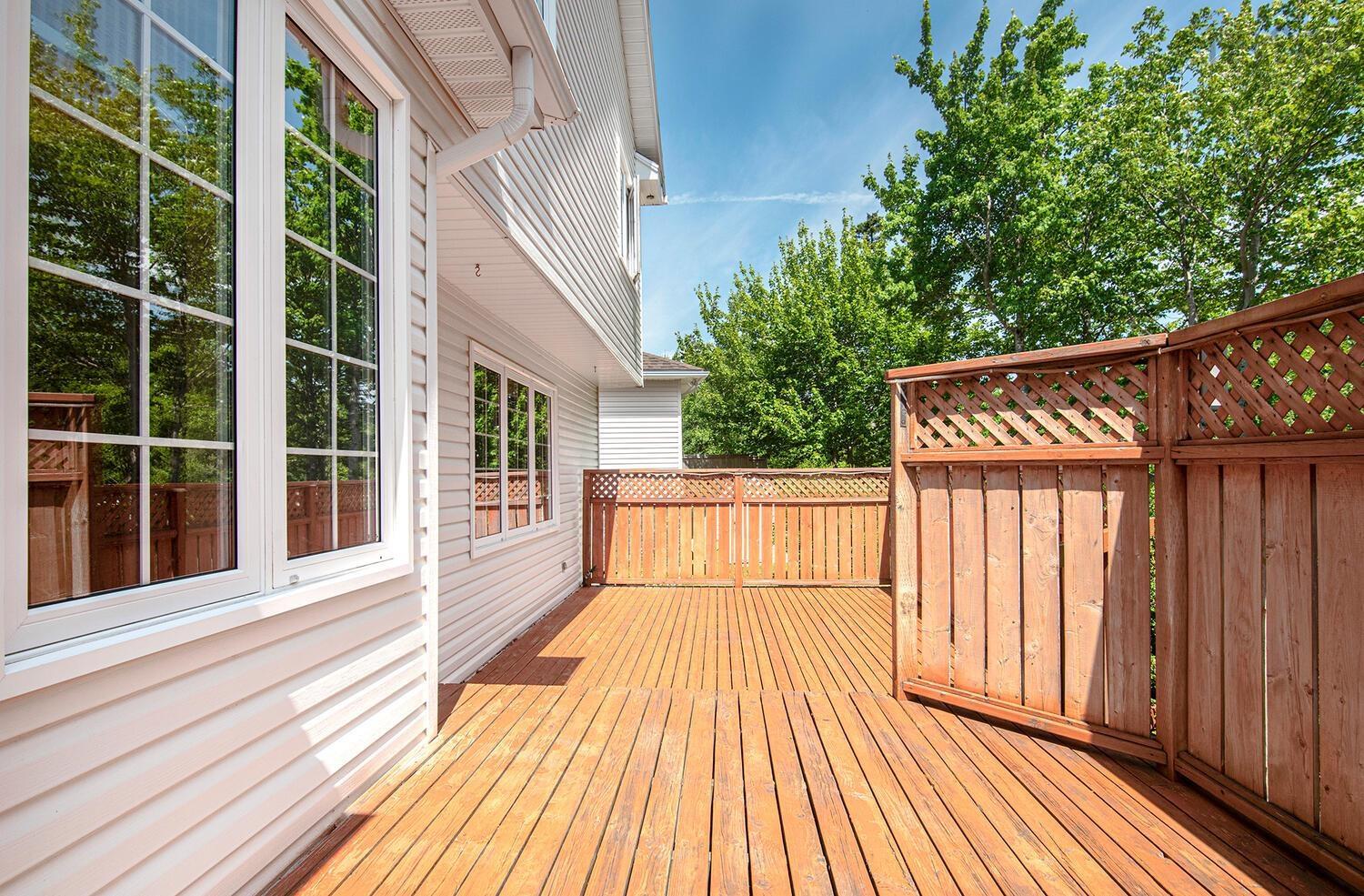 15 Essex Lane photo #31