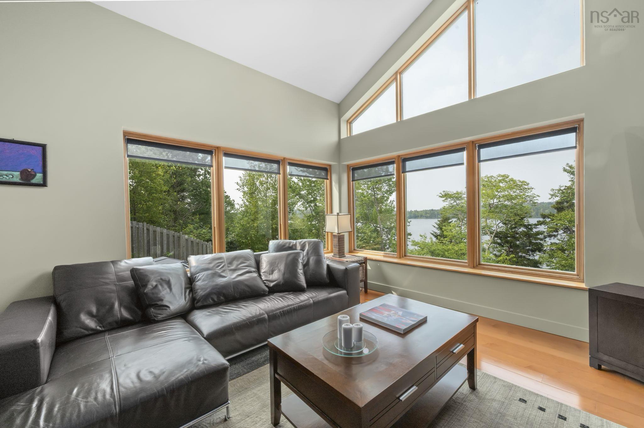 49 Fairway Grove photo #14