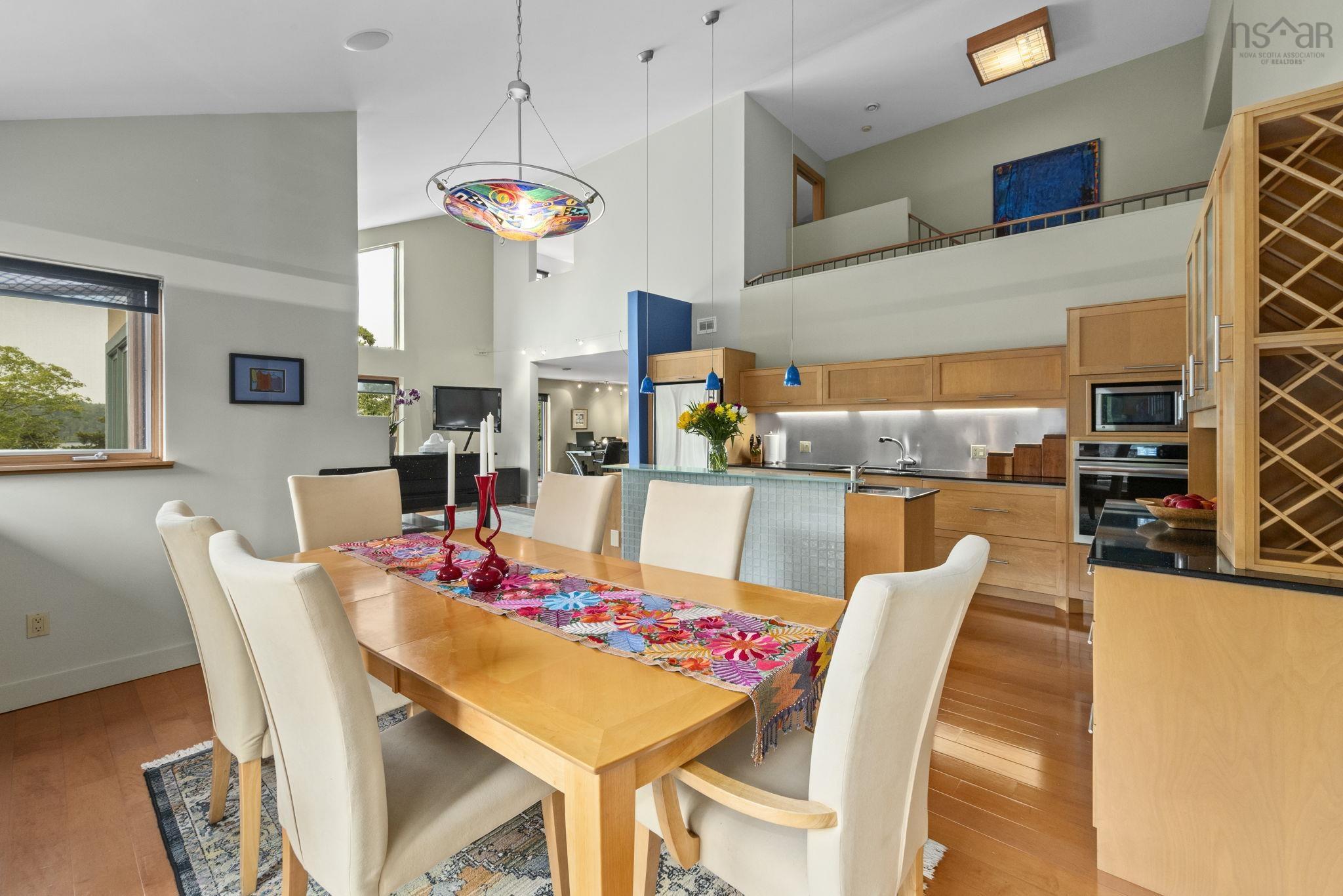 49 Fairway Grove photo #22