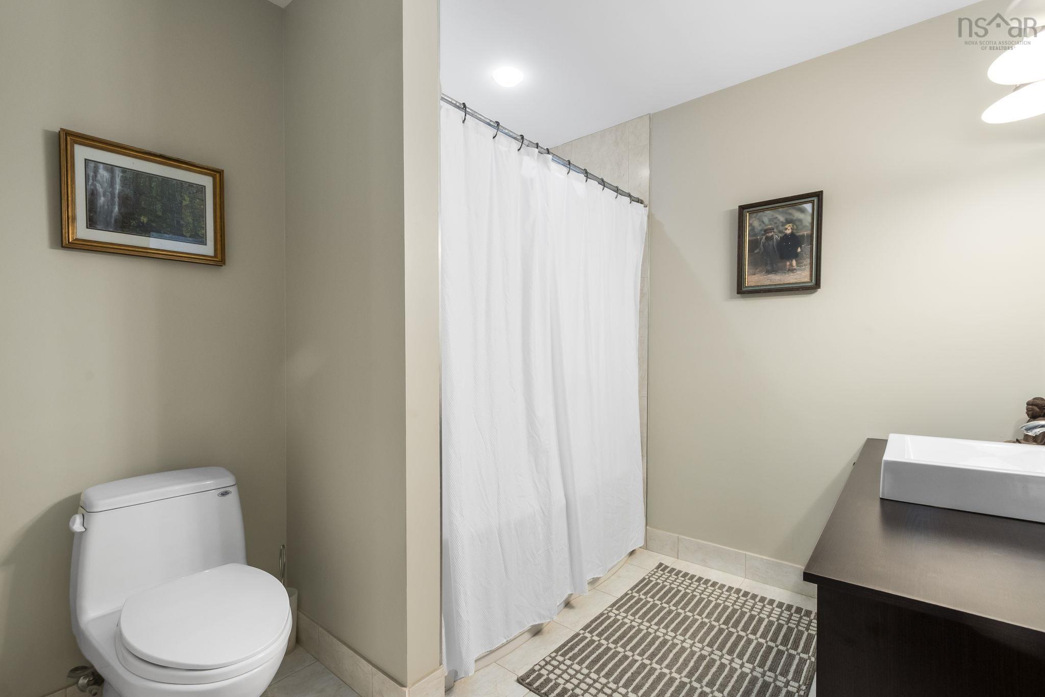 49 Fairway Grove photo #35