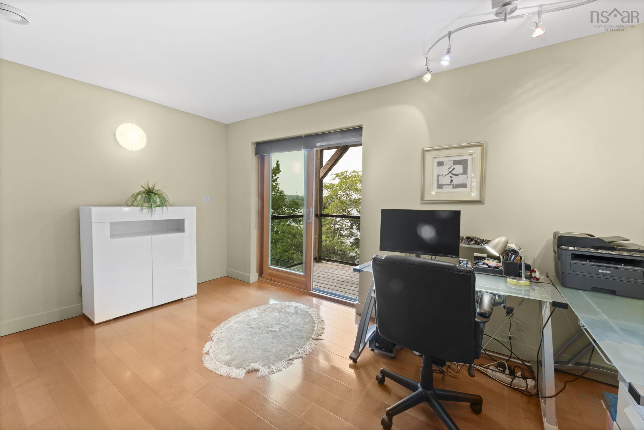 49 Fairway Grove photo #36