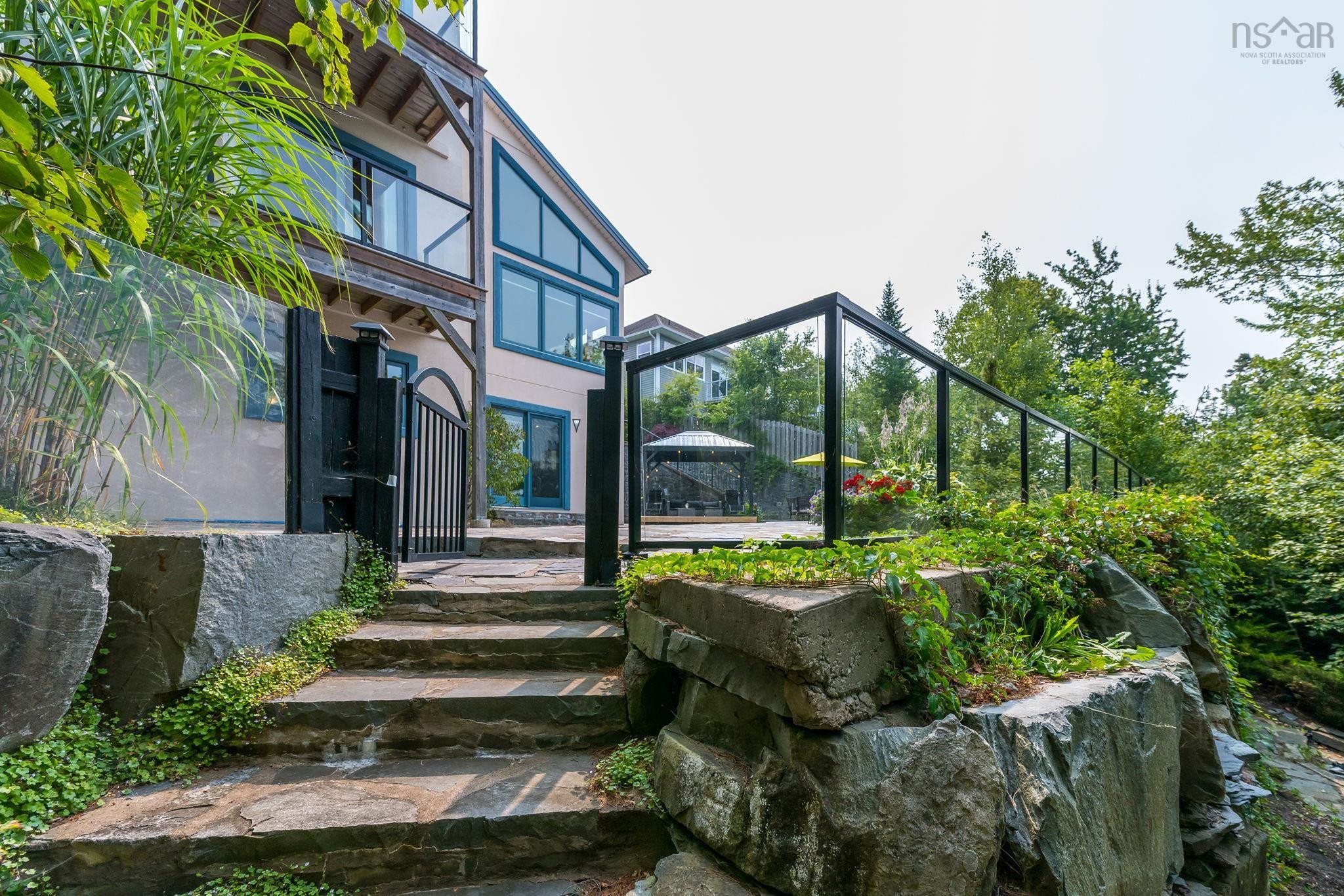 49 Fairway Grove photo #46