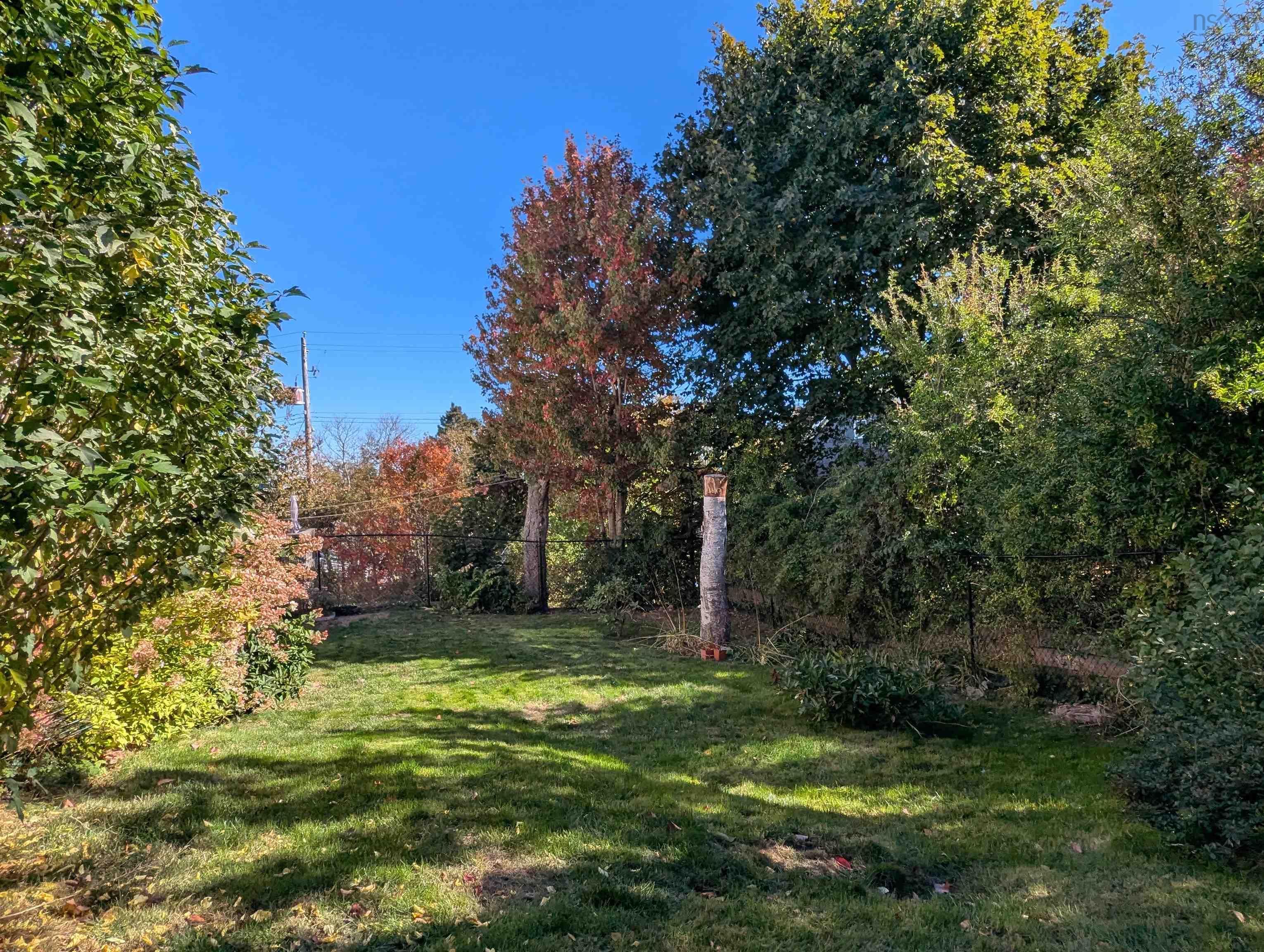 28 Piers Avenue photo #26