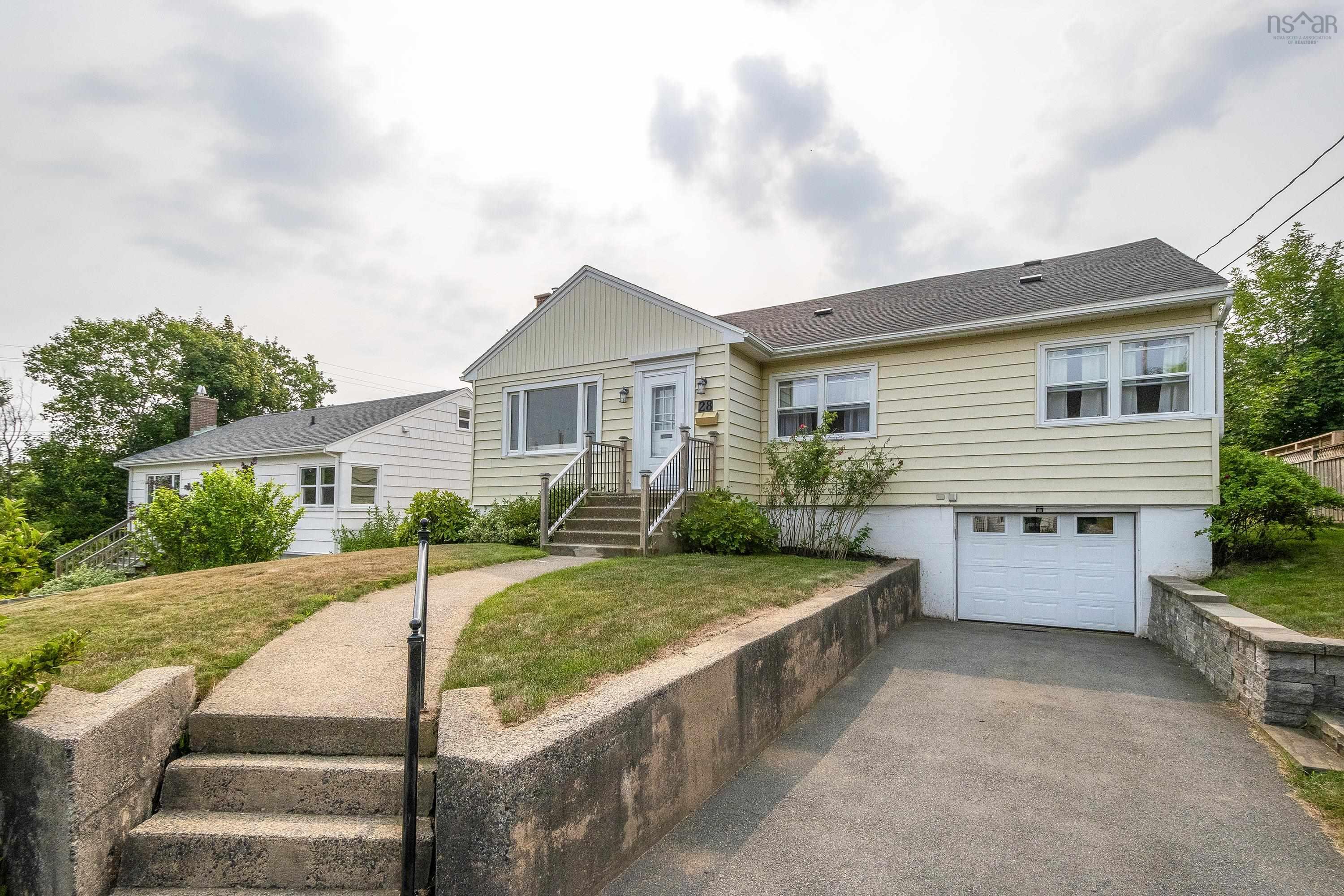 28 Piers Avenue photo #35