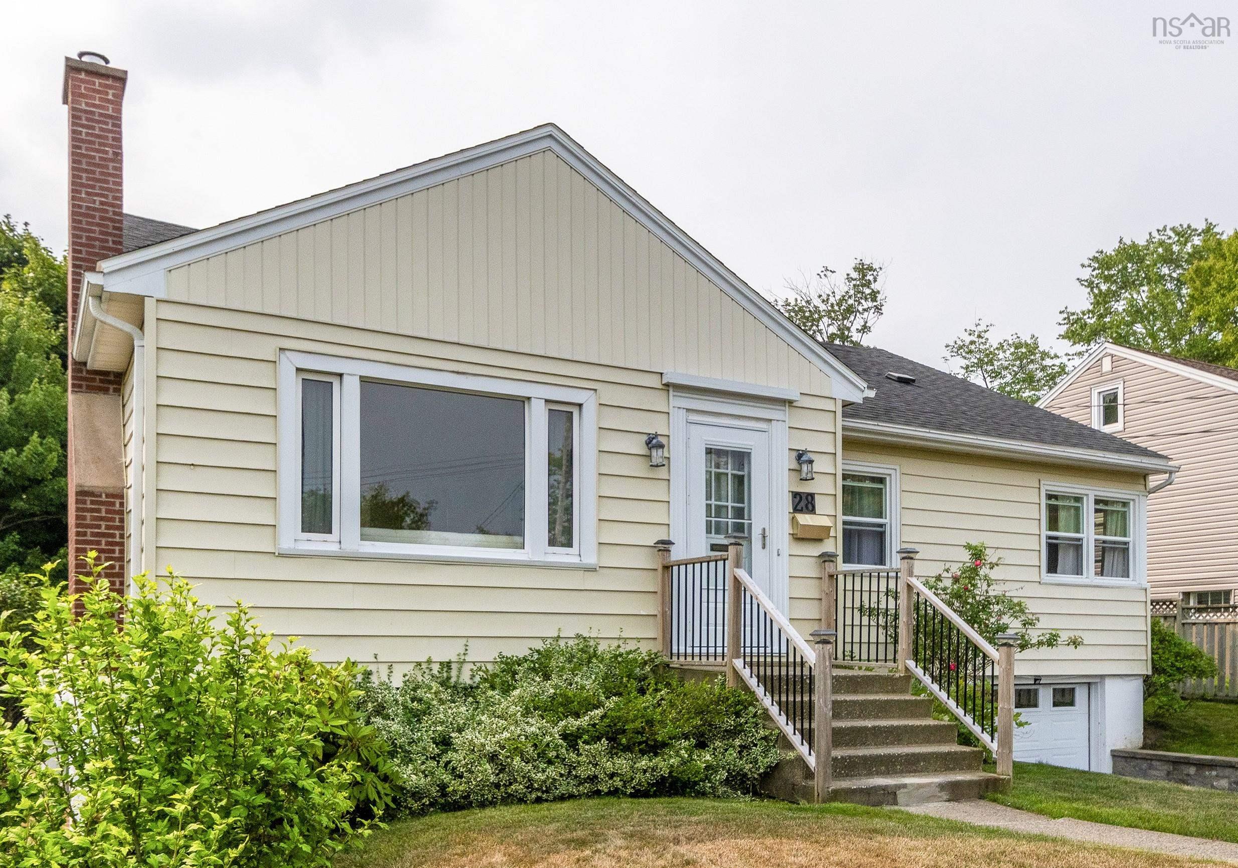 28 Piers Avenue photo #36