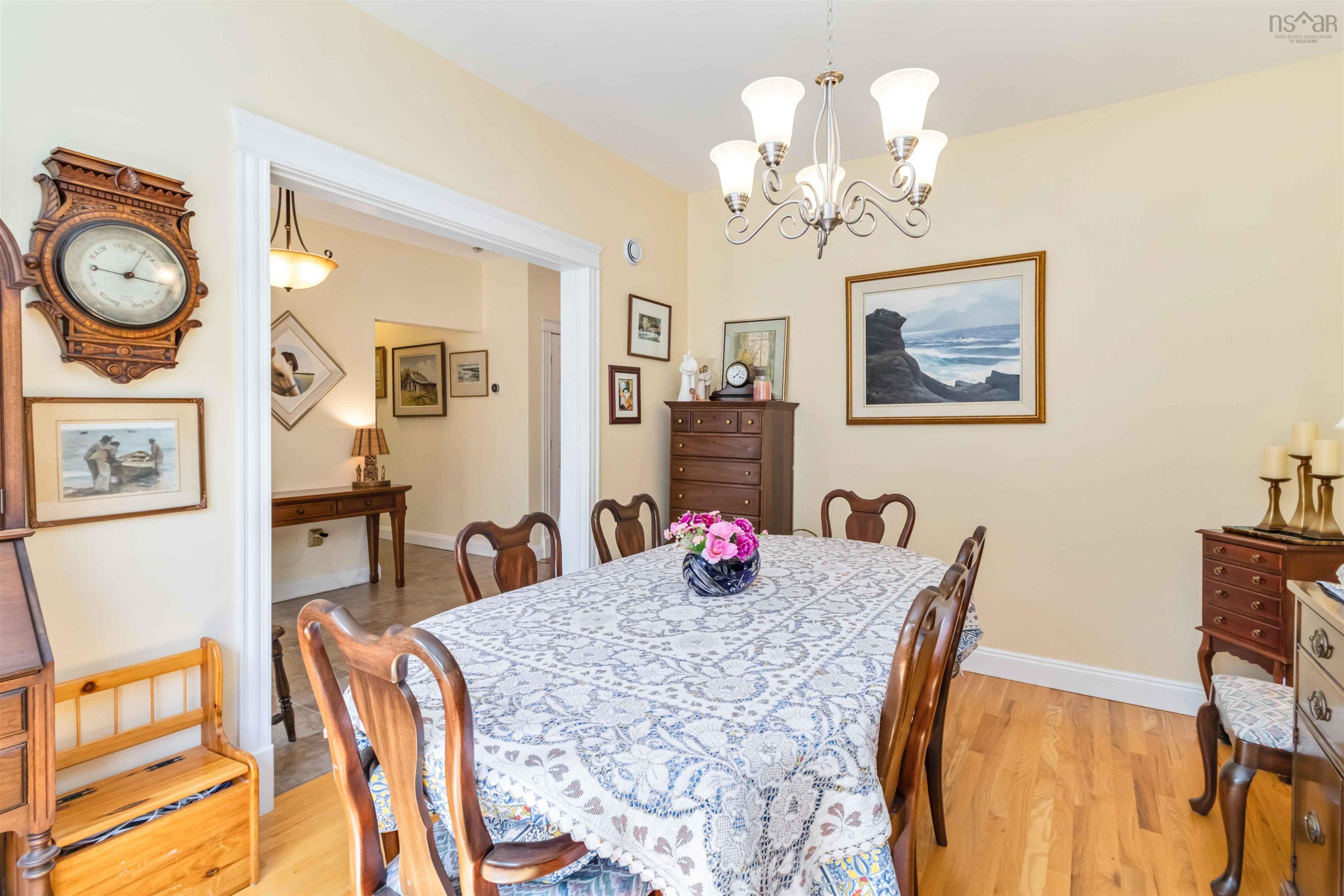 34 Greenside Lane photo #11