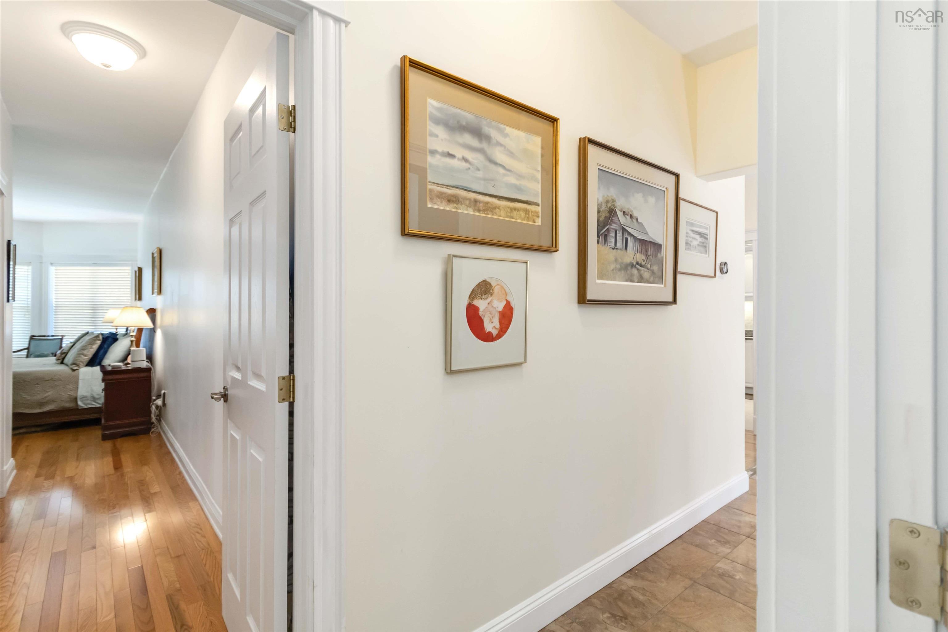 34 Greenside Lane photo #21