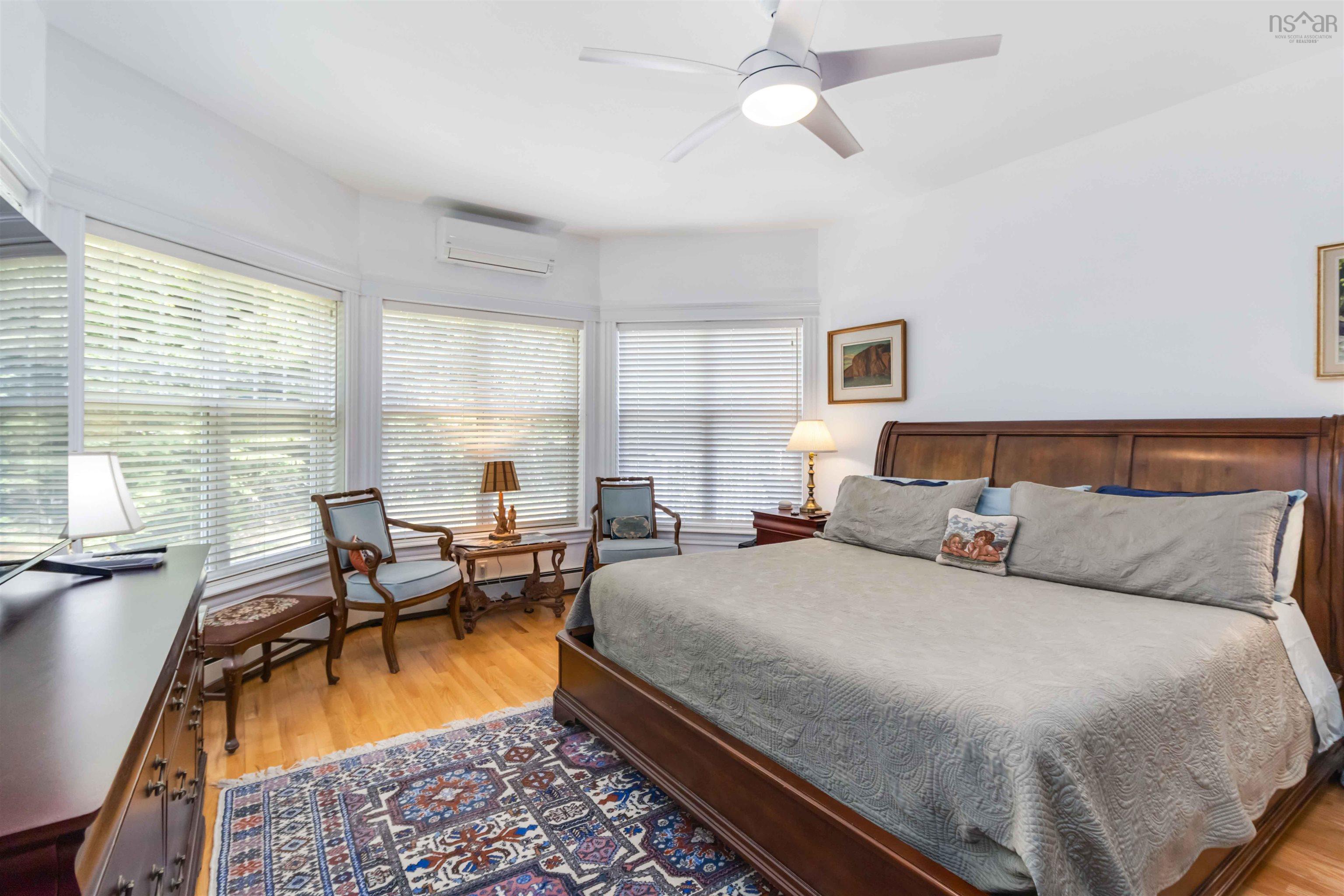 34 Greenside Lane photo #23