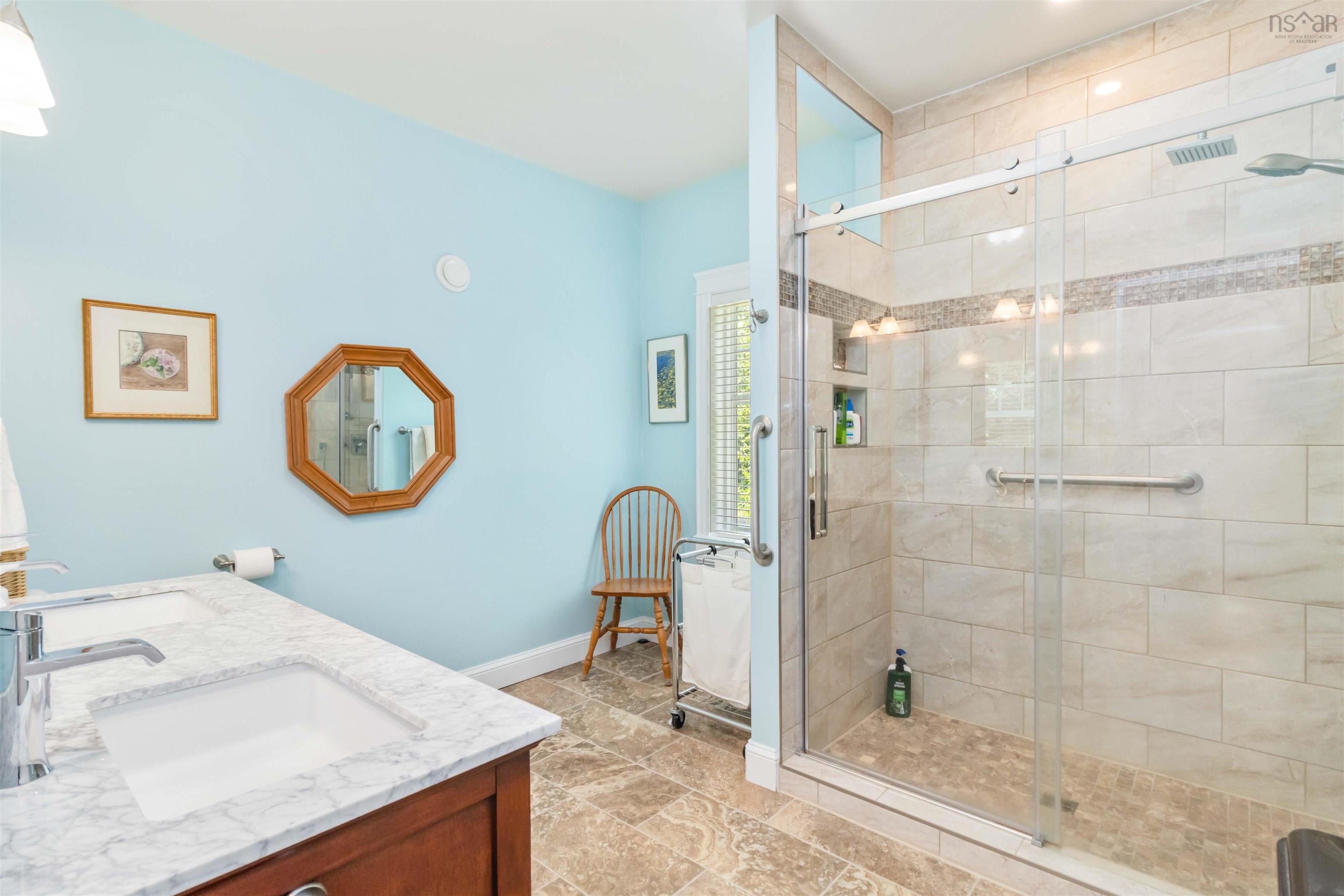 34 Greenside Lane photo #24