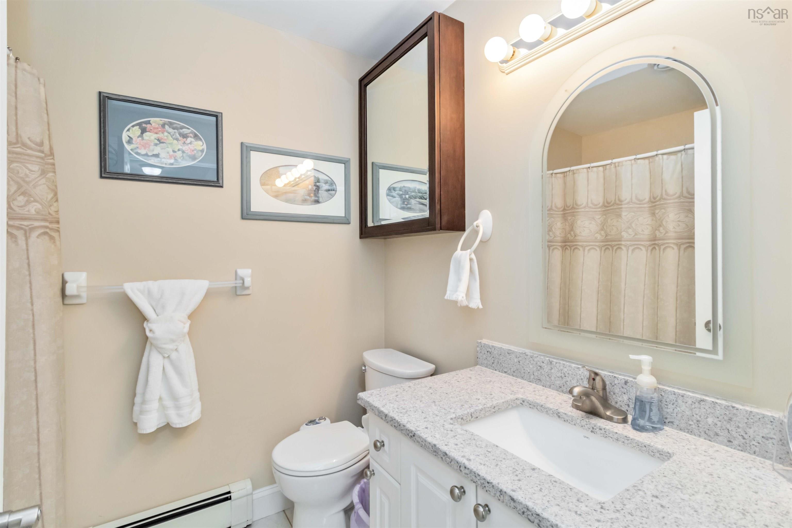 34 Greenside Lane photo #29