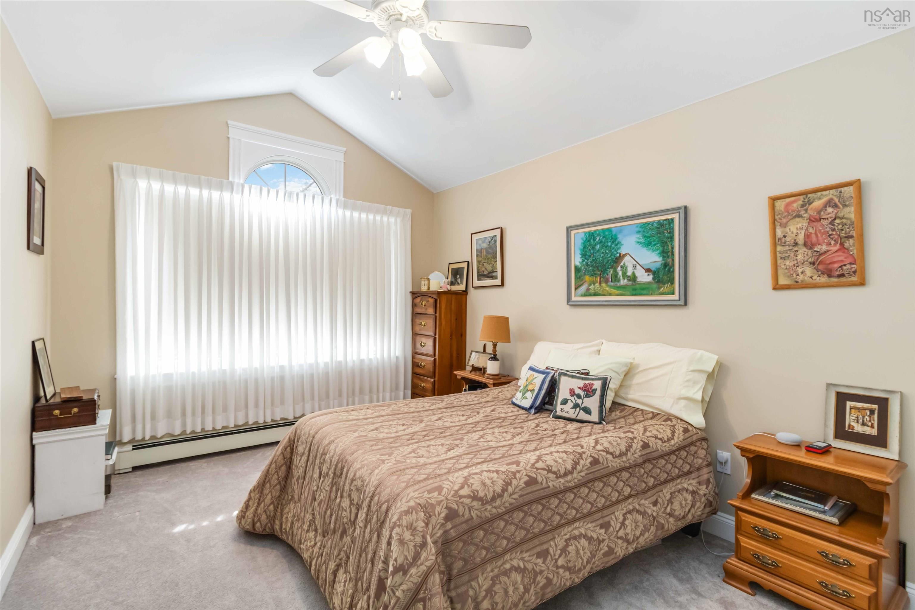 34 Greenside Lane photo #30