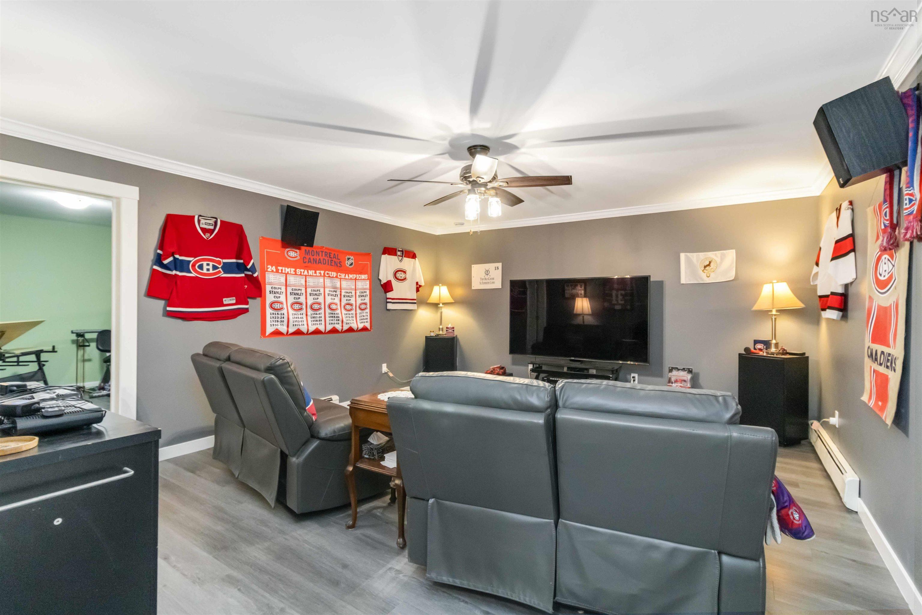 34 Greenside Lane photo #32