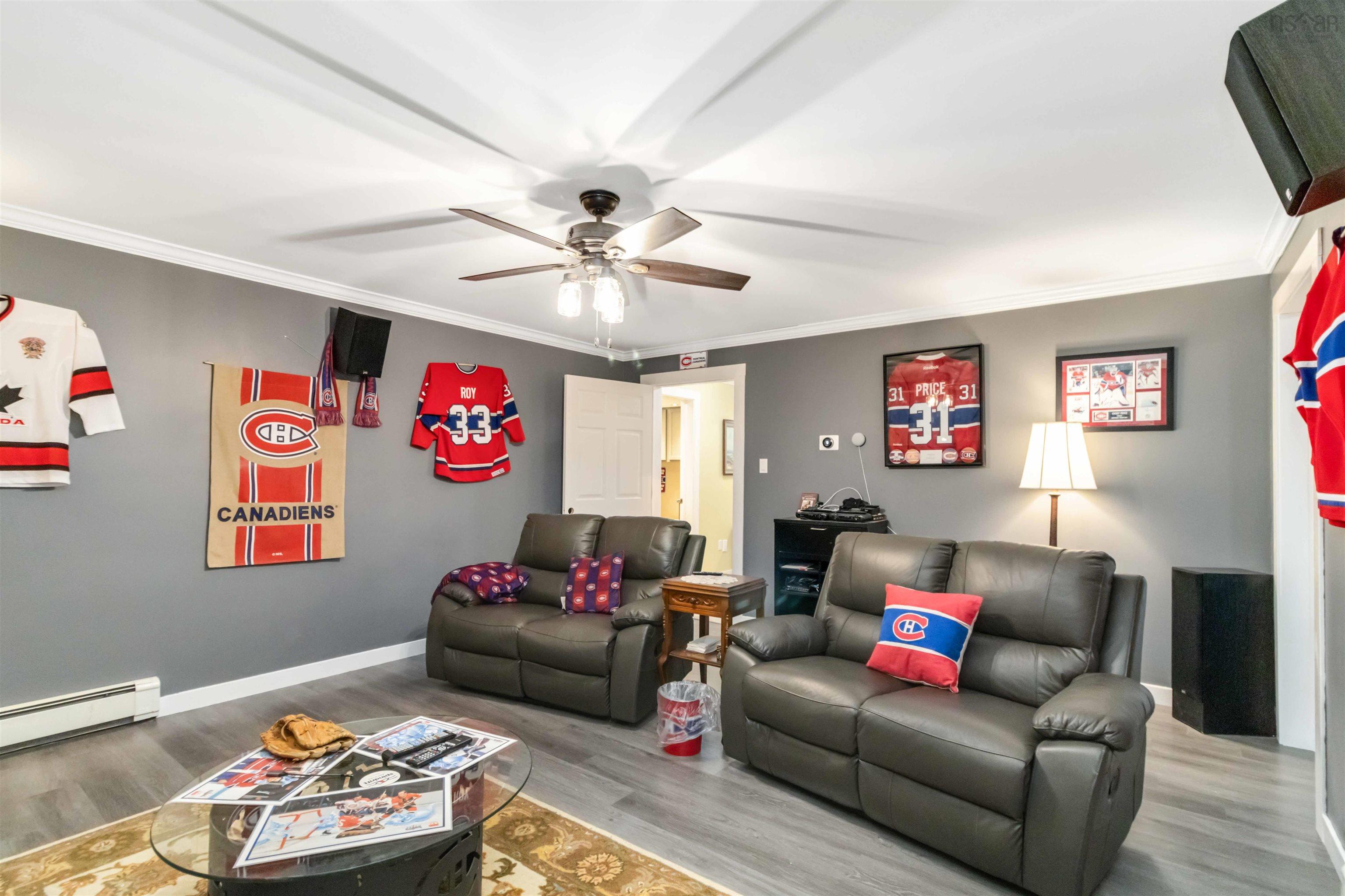 34 Greenside Lane photo #33