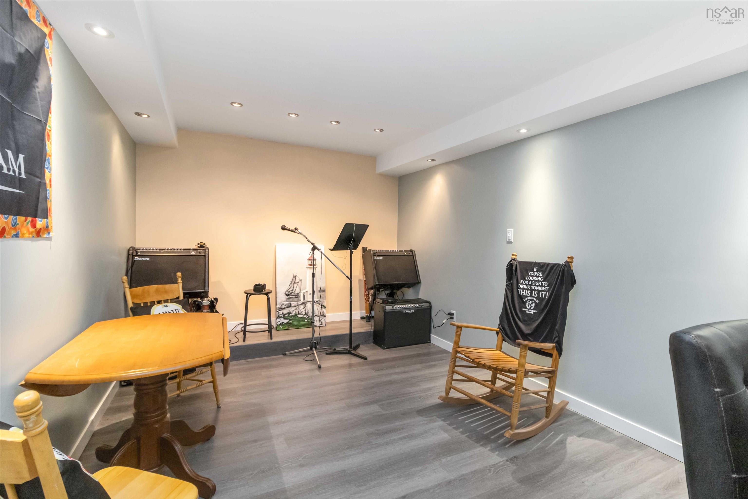 34 Greenside Lane photo #36