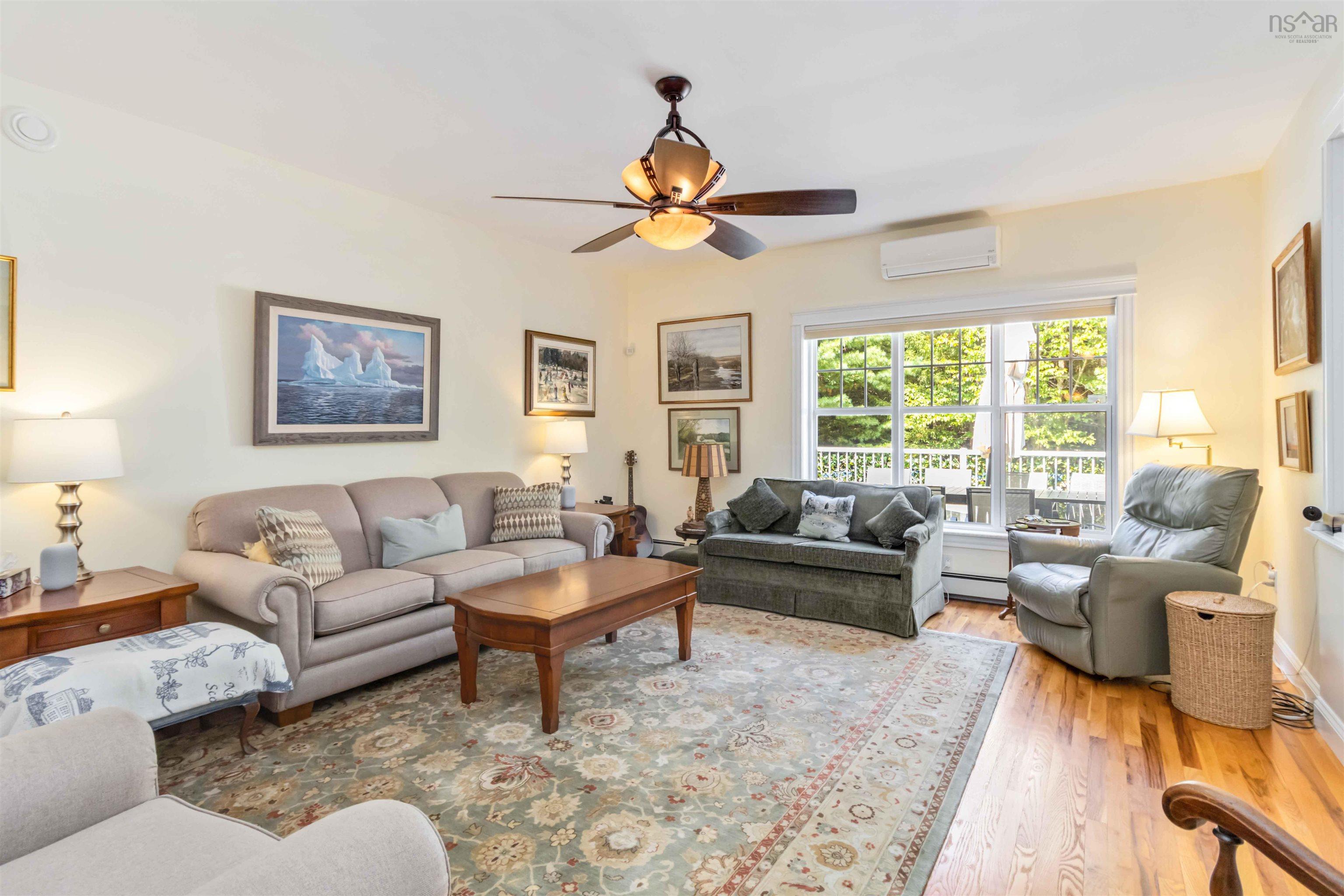 34 Greenside Lane photo #7