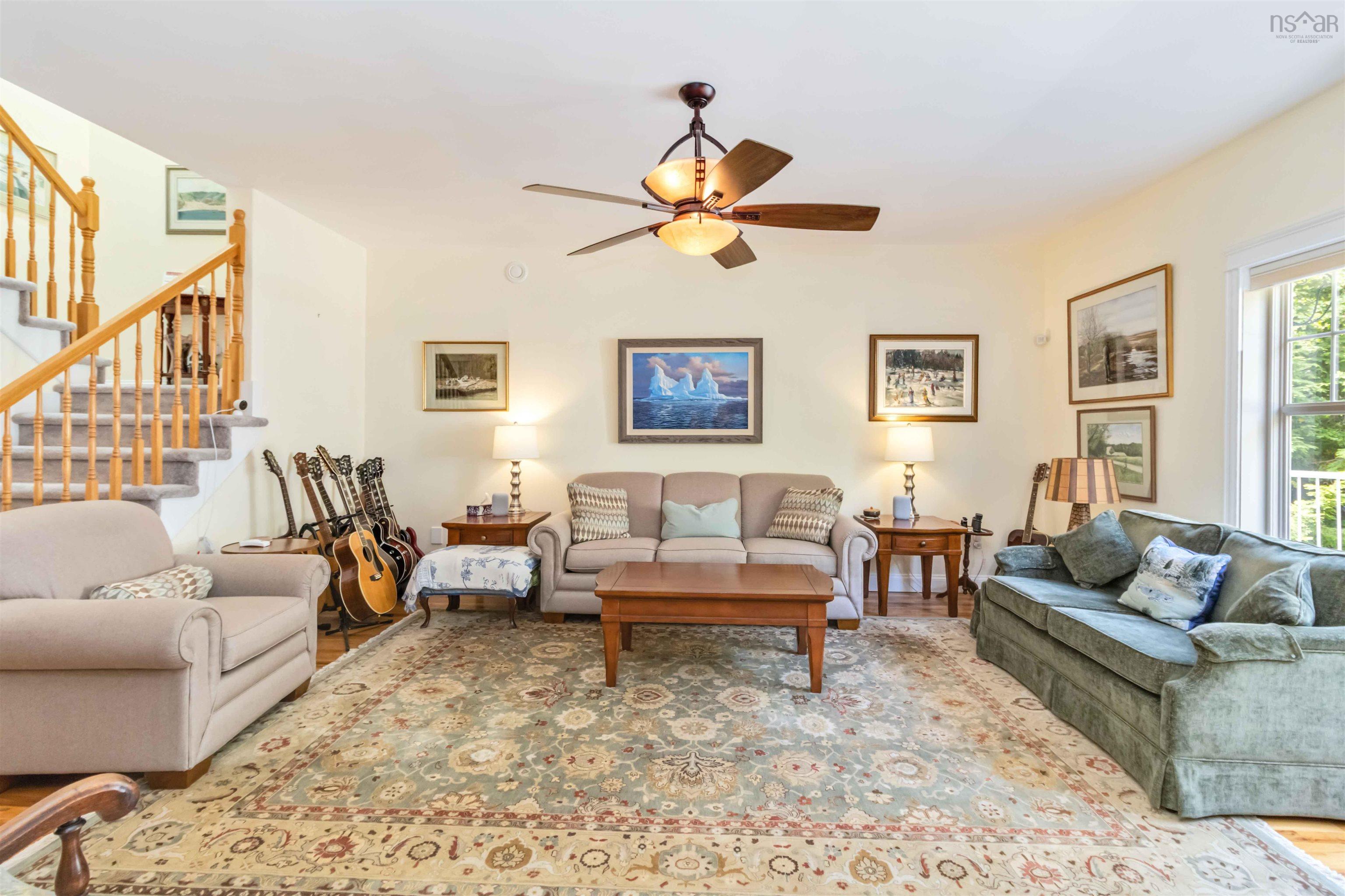 34 Greenside Lane photo #8