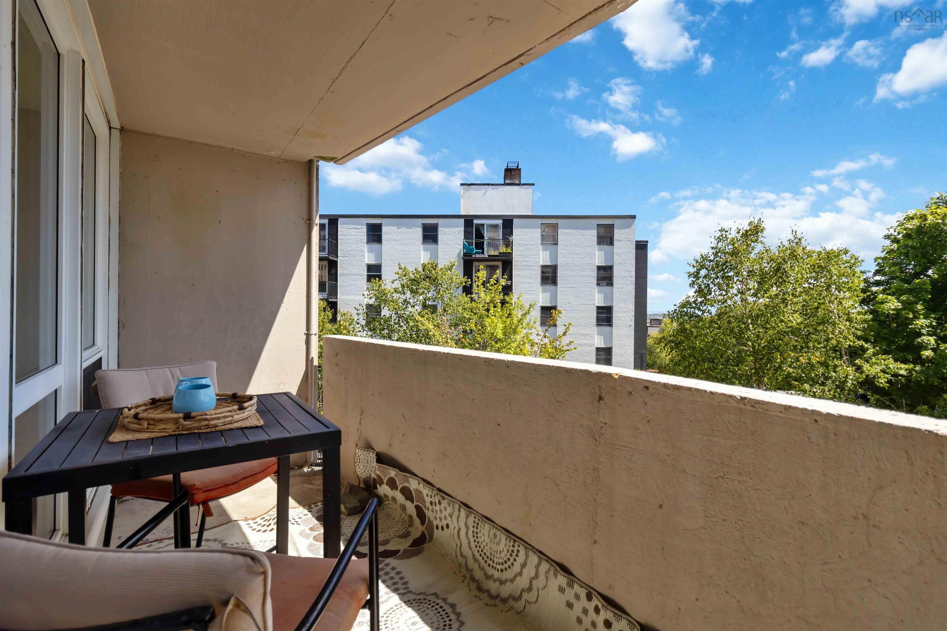 109 105 Dunbrack Street photo #12