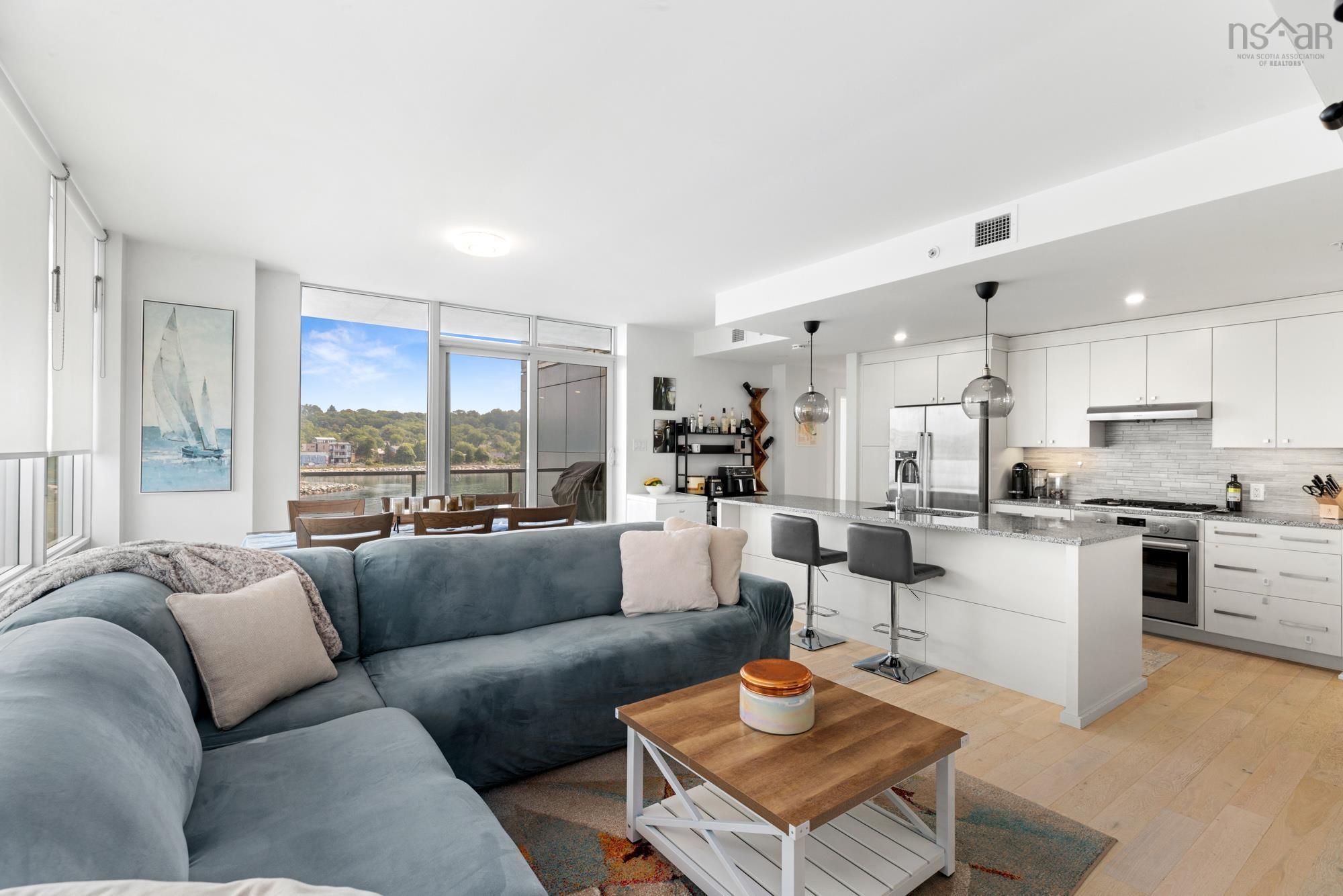 206 67 Kings Wharf Place photo #11