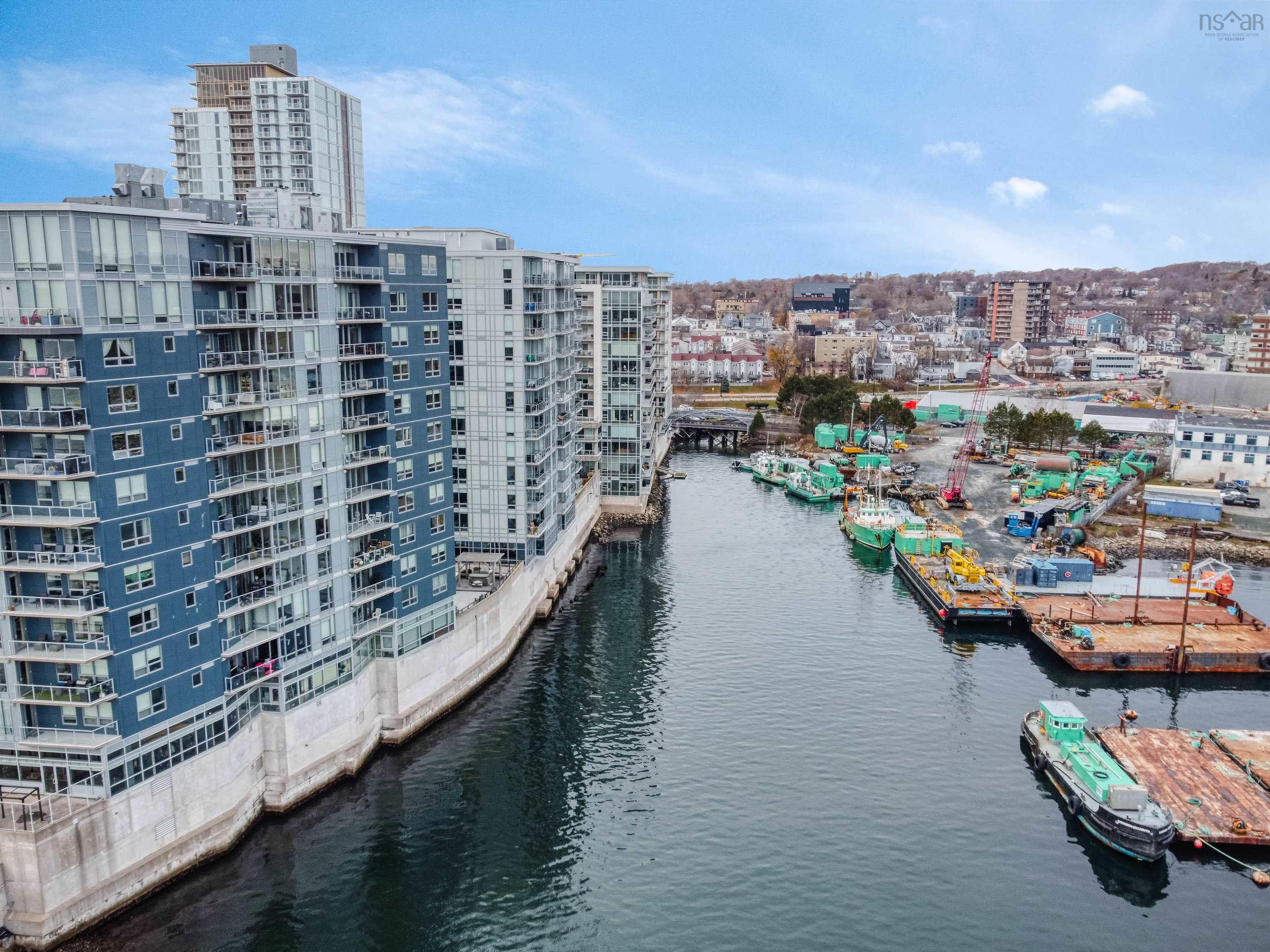 206 67 Kings Wharf Place photo #4