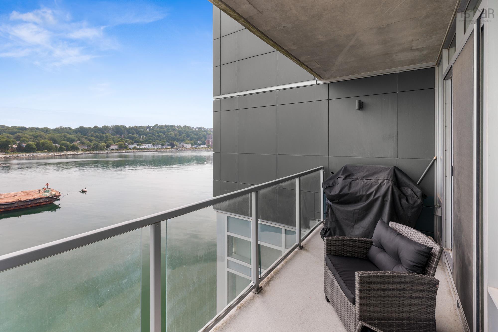 206 67 Kings Wharf Place photo #8