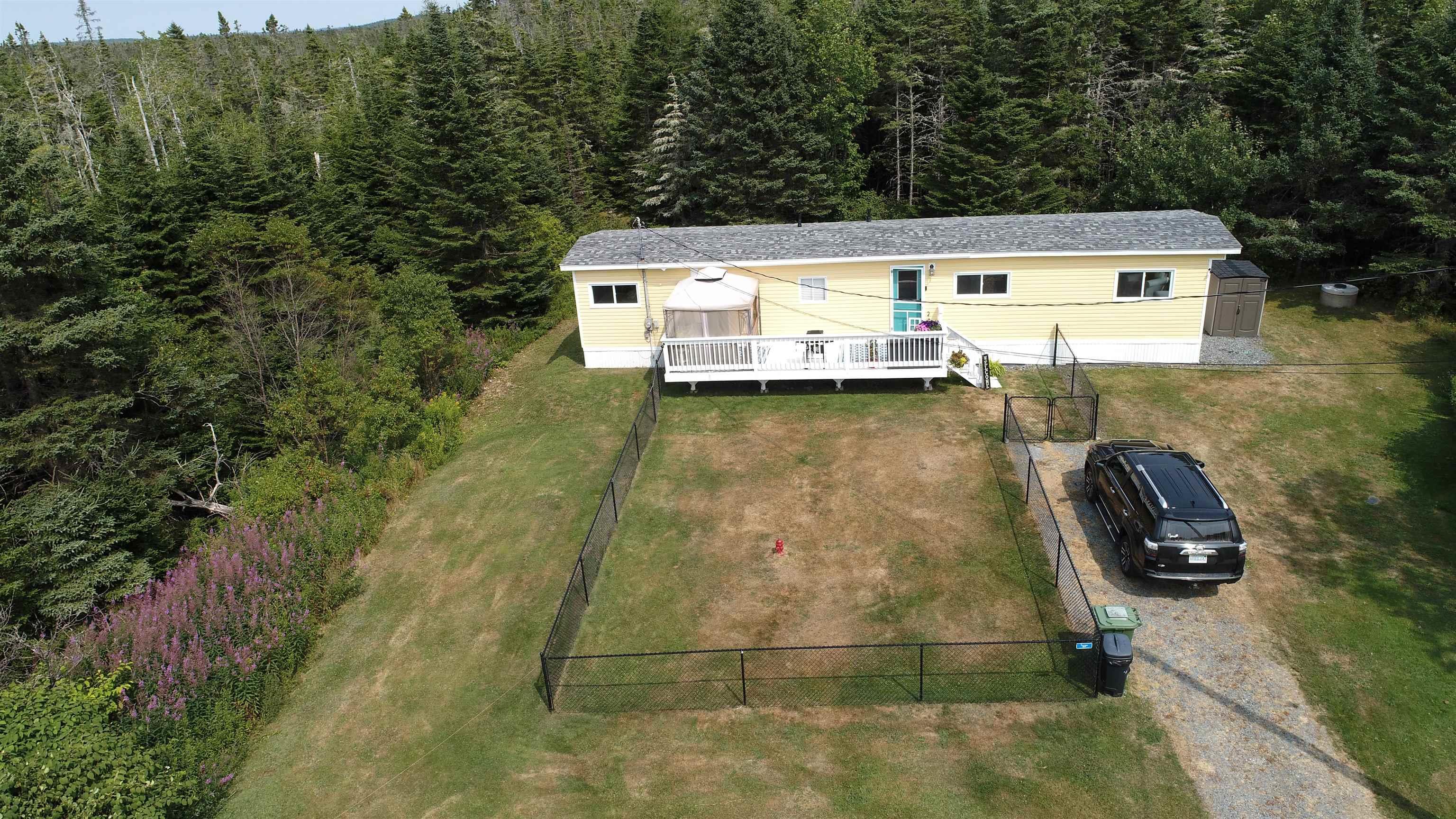 825 East Jeddore Road photo #2