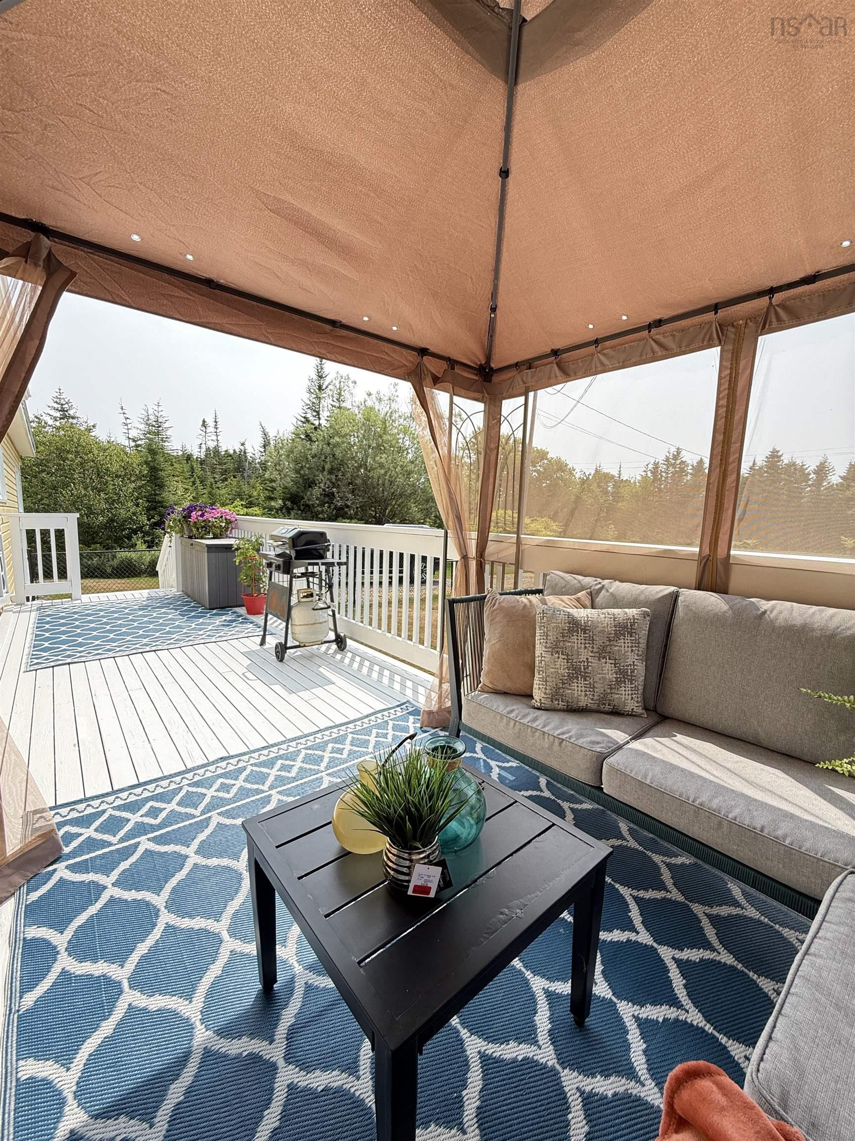 825 East Jeddore Road photo #12