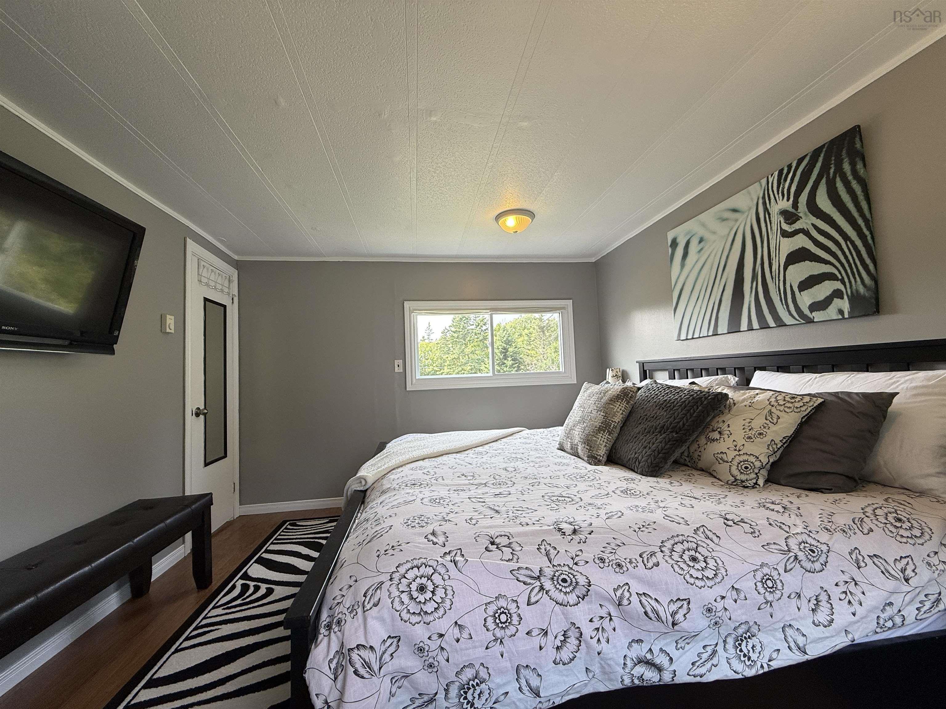 825 East Jeddore Road photo #31