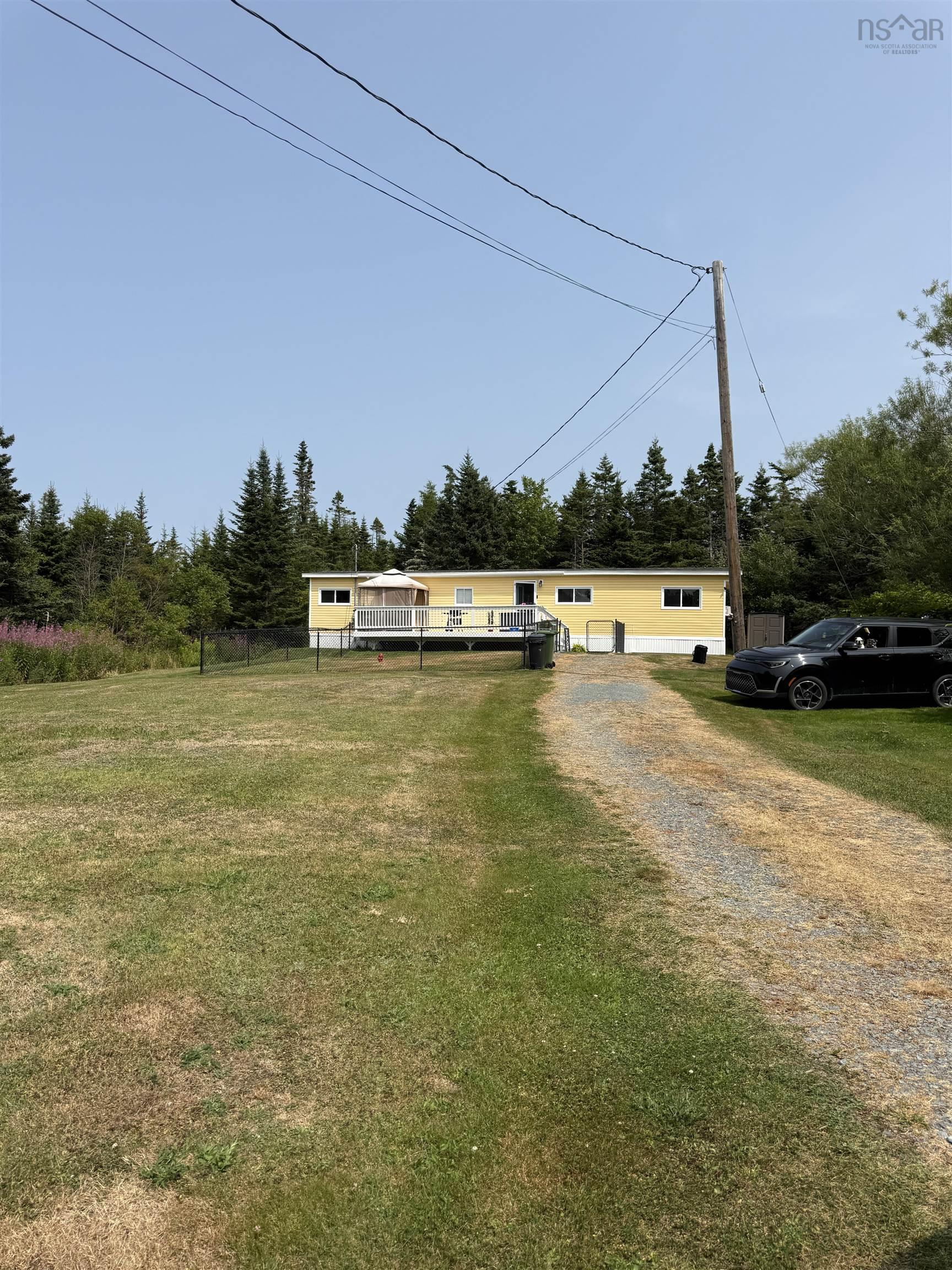 825 East Jeddore Road photo #40