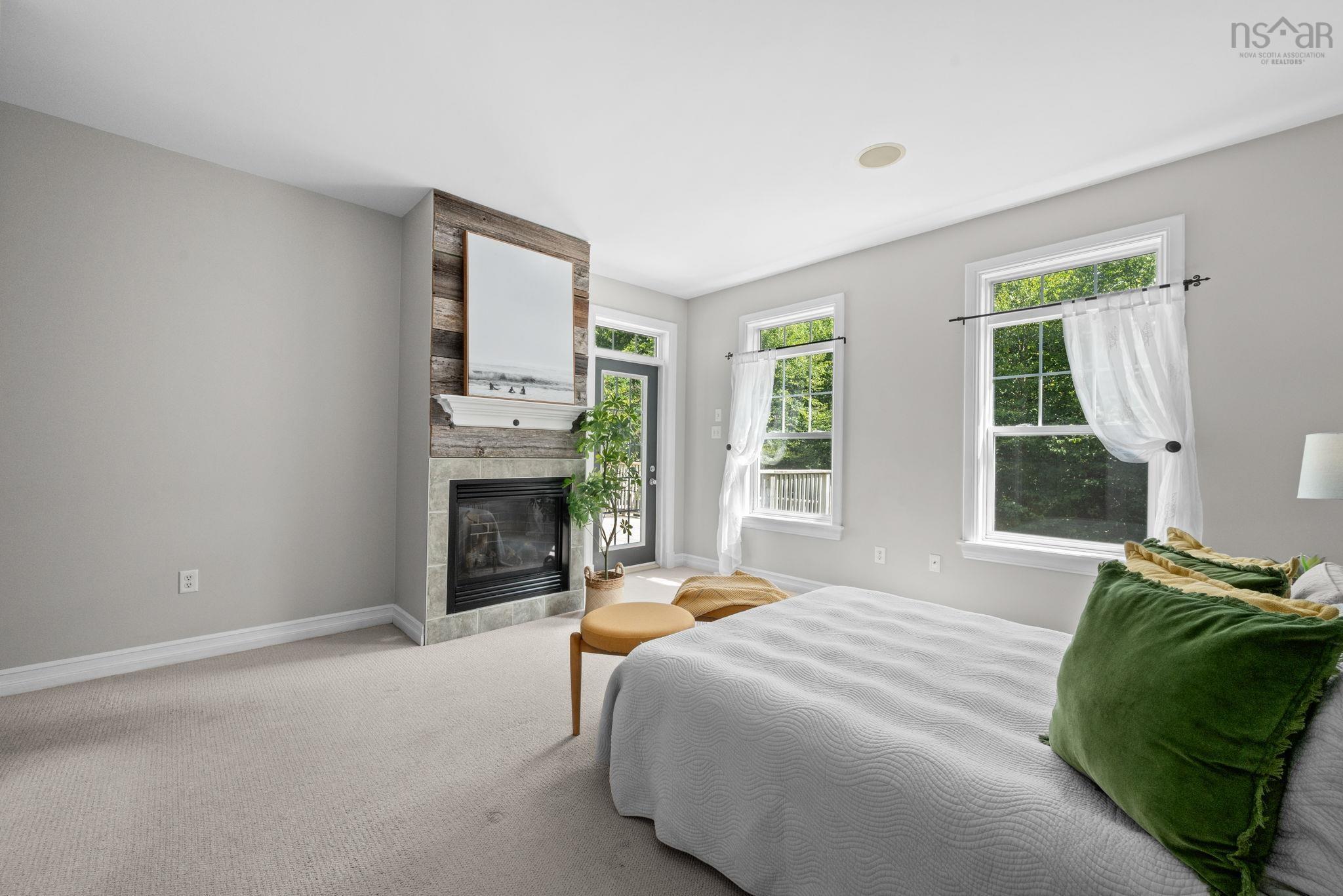 510 Gleneagles Drive photo #18