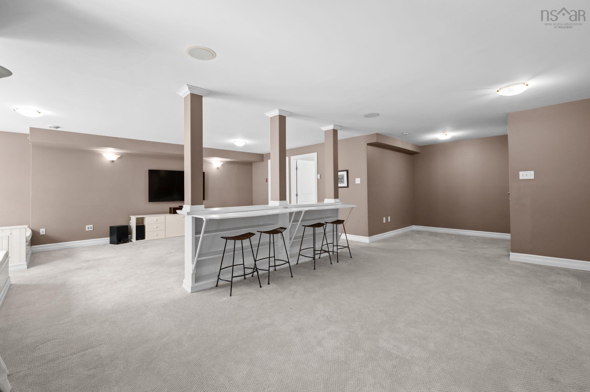 510 Gleneagles Drive photo #27