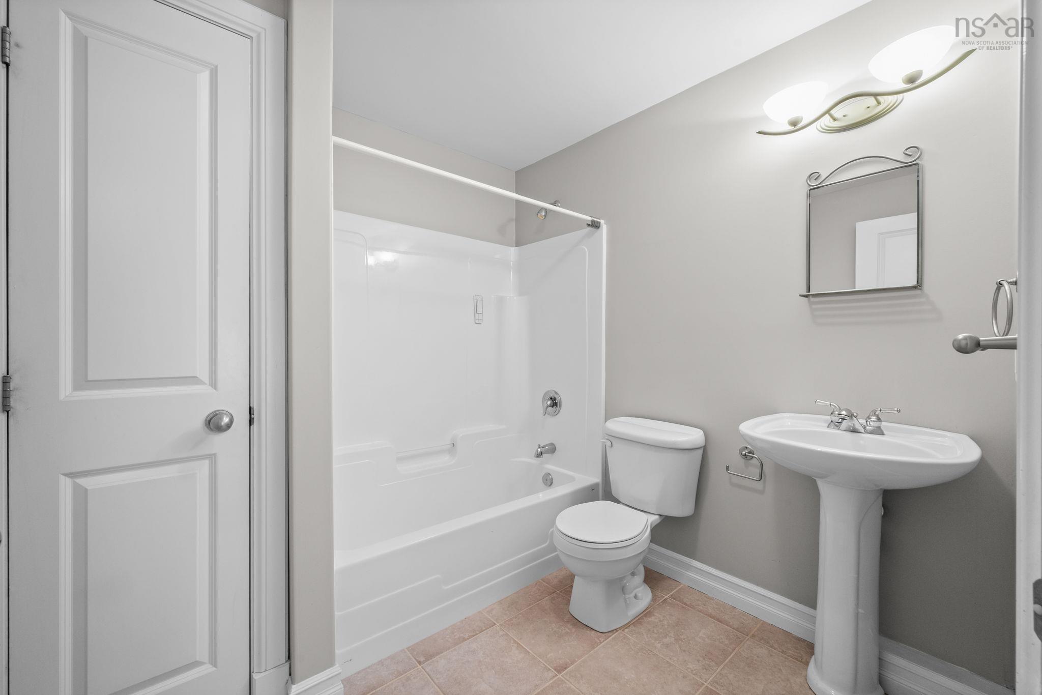 510 Gleneagles Drive photo #31