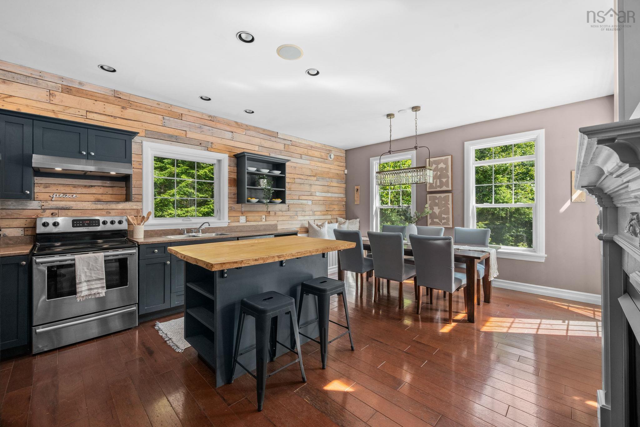 510 Gleneagles Drive photo #9